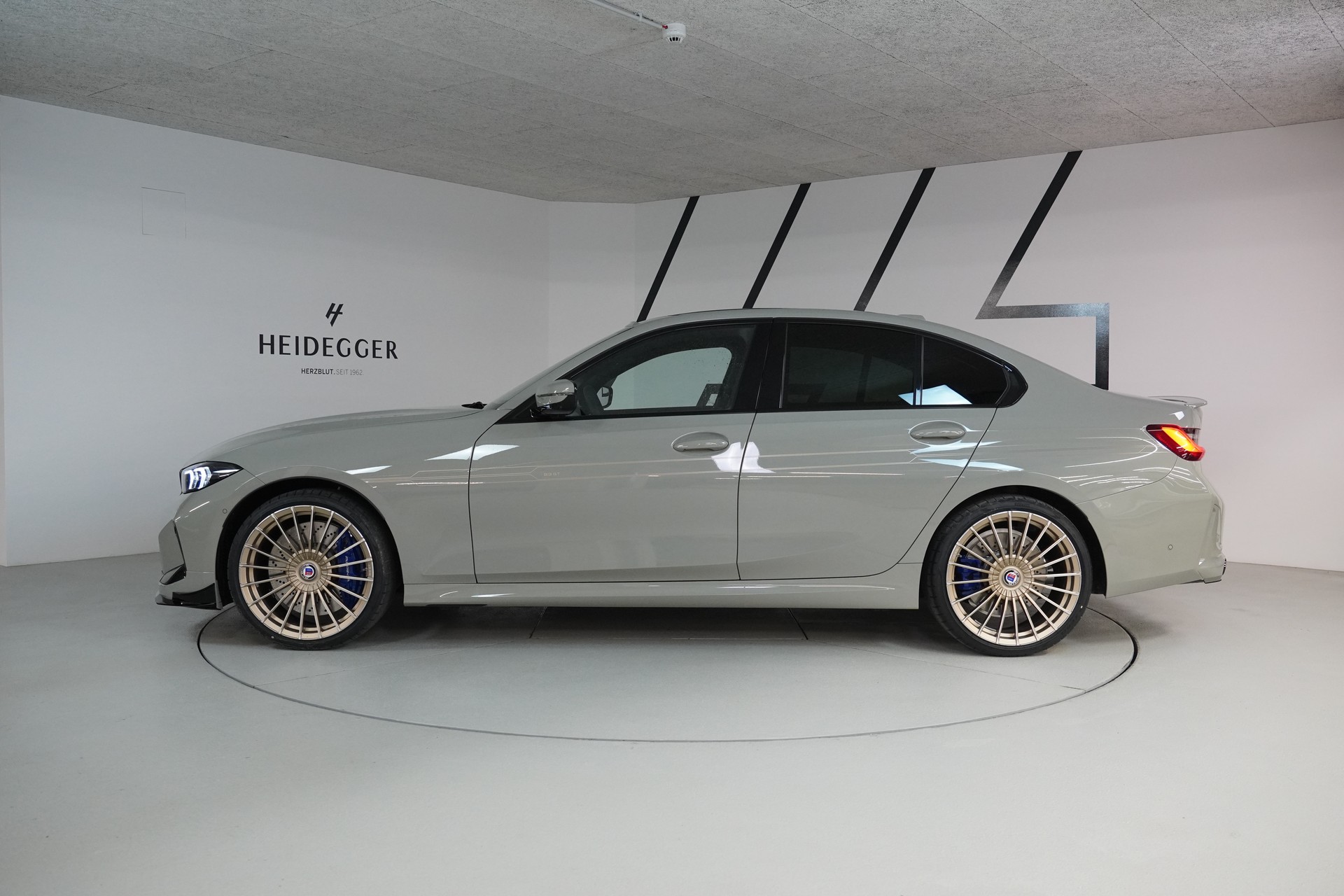 BMW-ALPINA B3 BiTurbo 3.0 xDrive GT Switch-Tronic-showroom-element-3