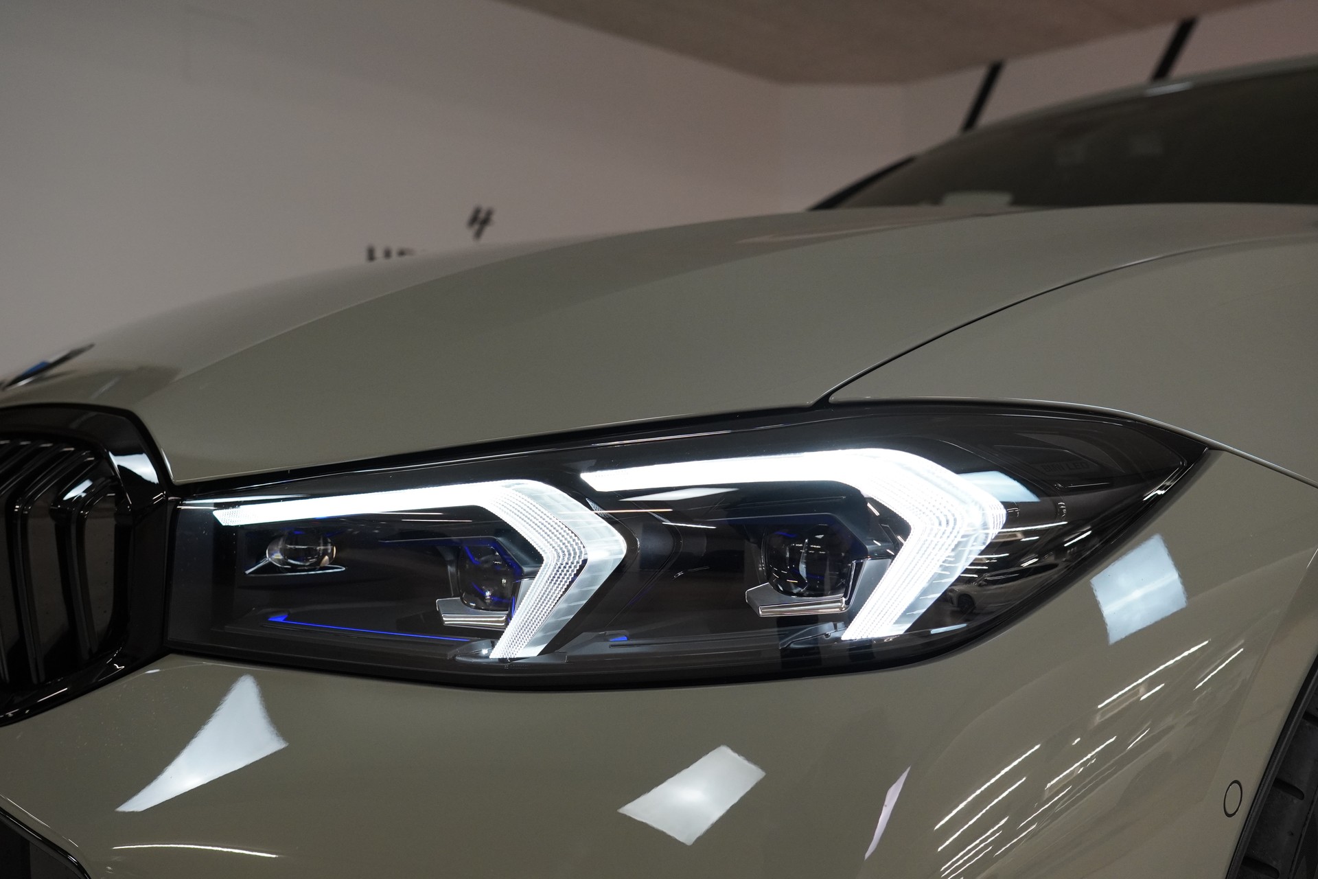 BMW-ALPINA B3 BiTurbo 3.0 xDrive GT Switch-Tronic-image-8