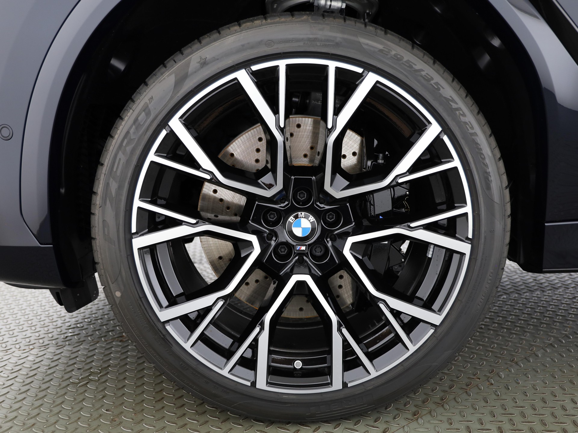 BMW X6 M Competition-image-19