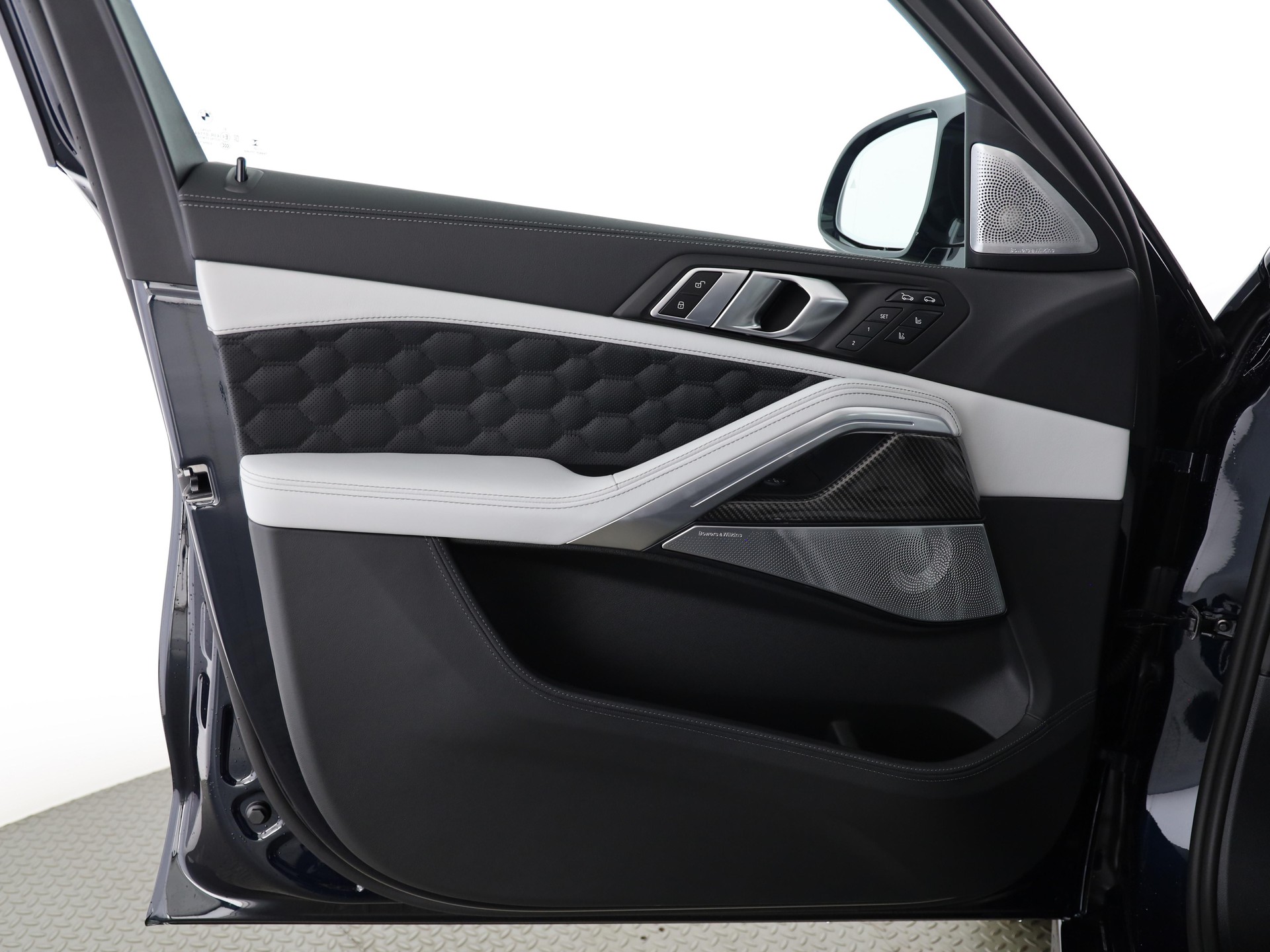 BMW X6 M Competition-image-8