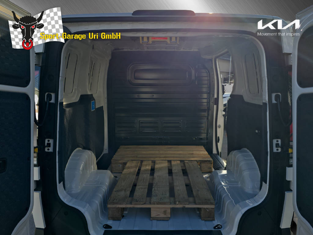 KIA PV5 Cargo 51.5 kWh Plus-image-12