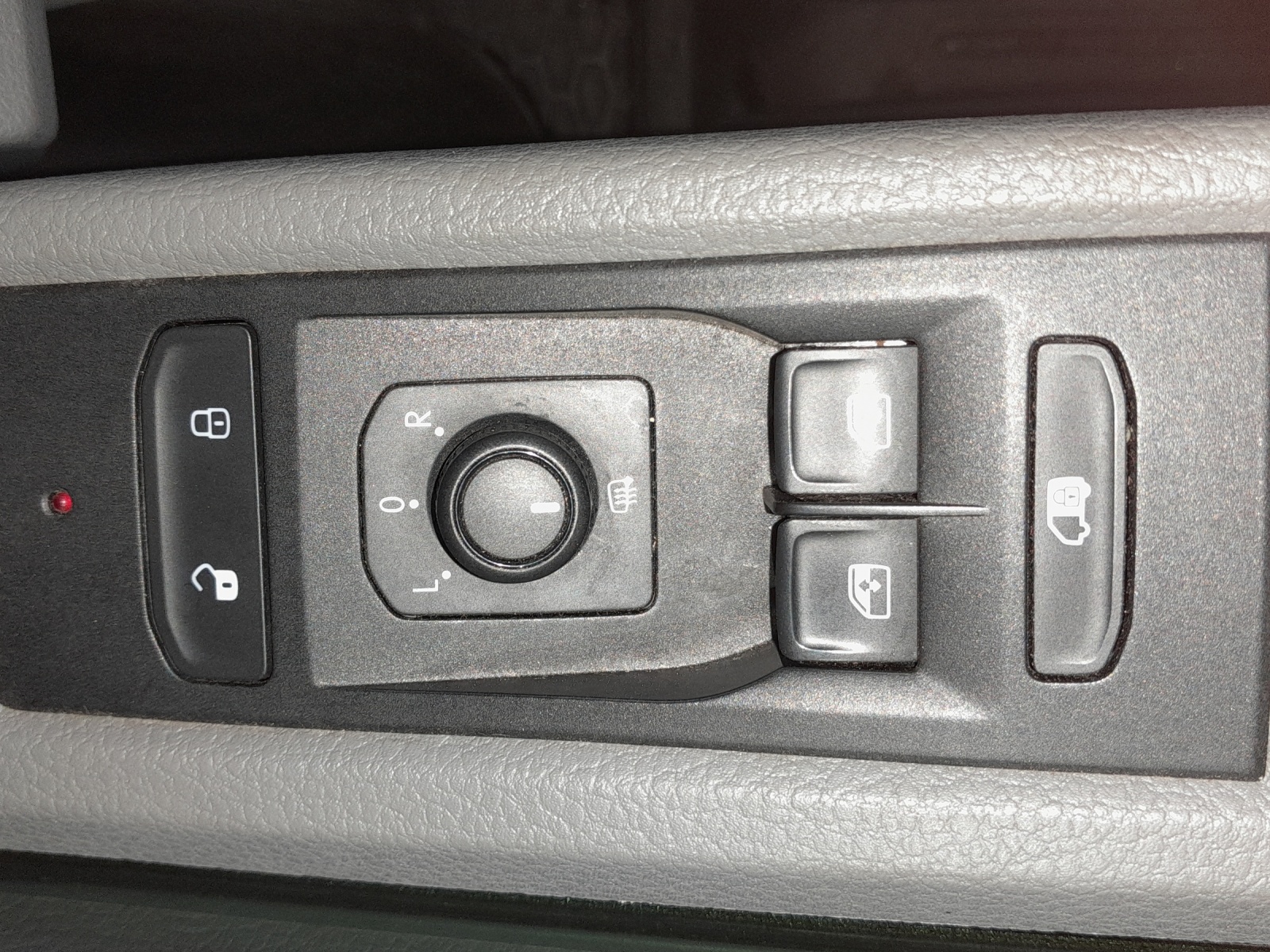 VW T6.1 2.0 TDI-image-15