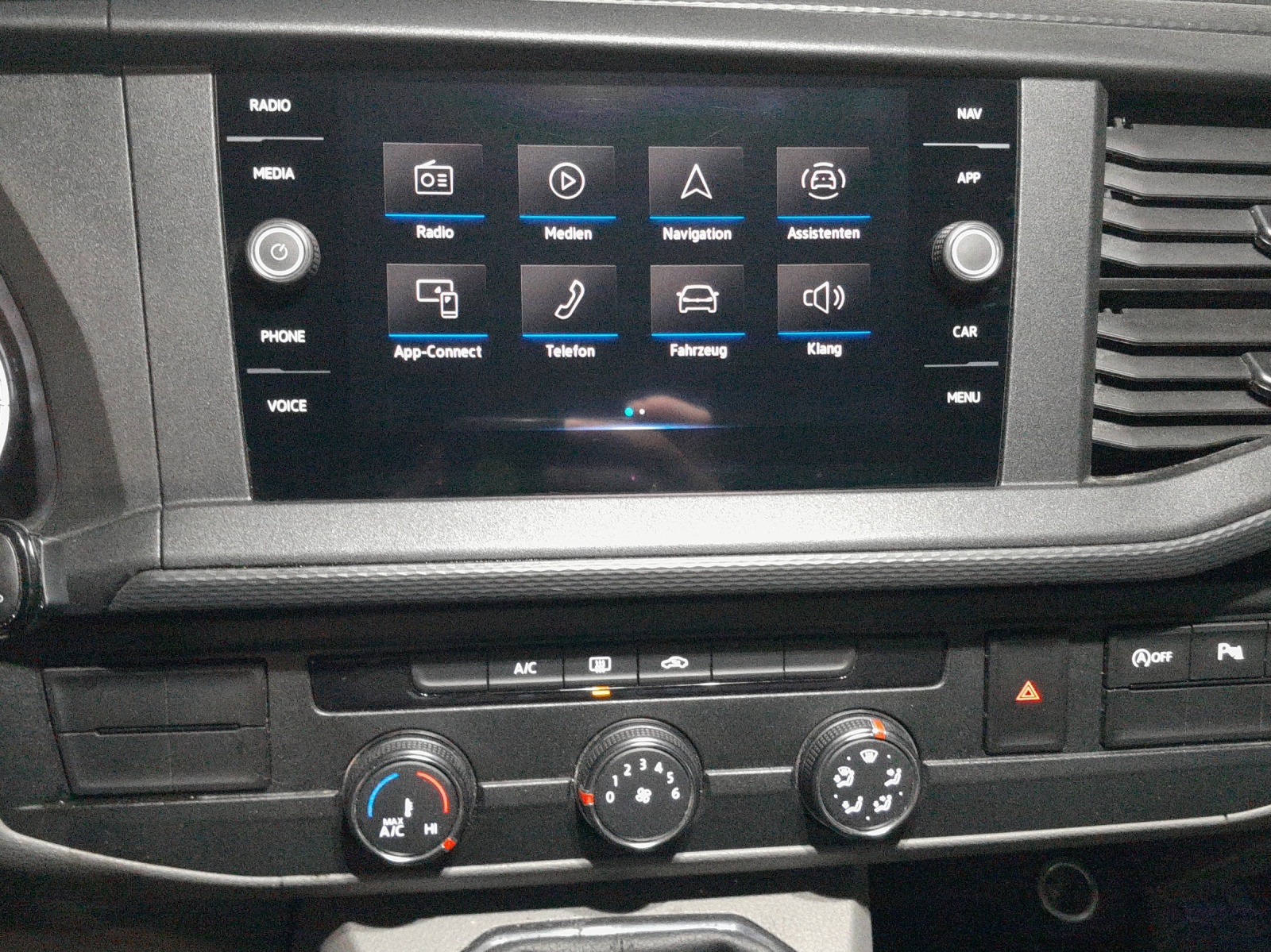 VW T6.1 2.0 TDI-image-10