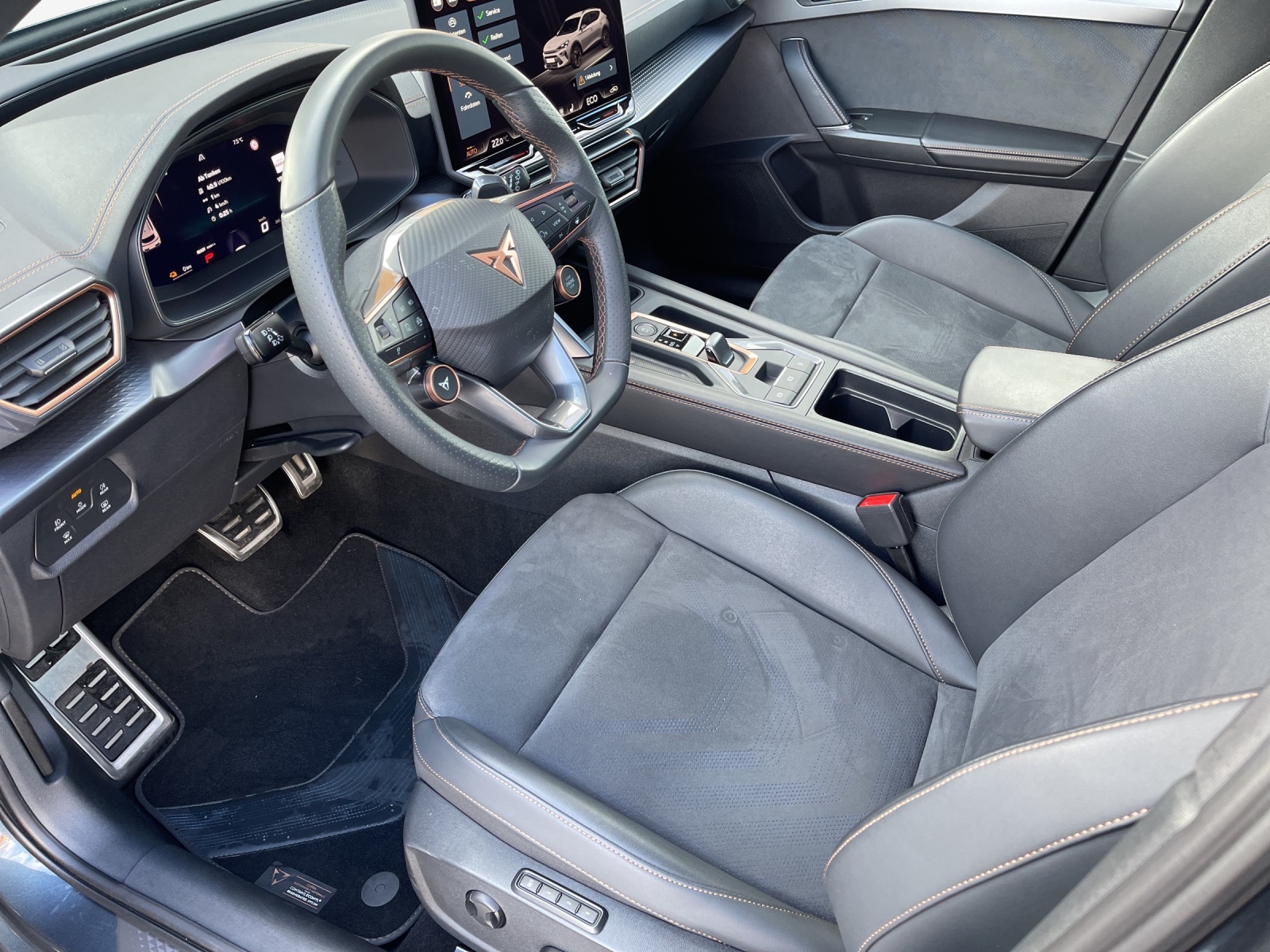 CUPRA Formentor 1.5 e-HYBRID pHEV VZ DSG-image-8