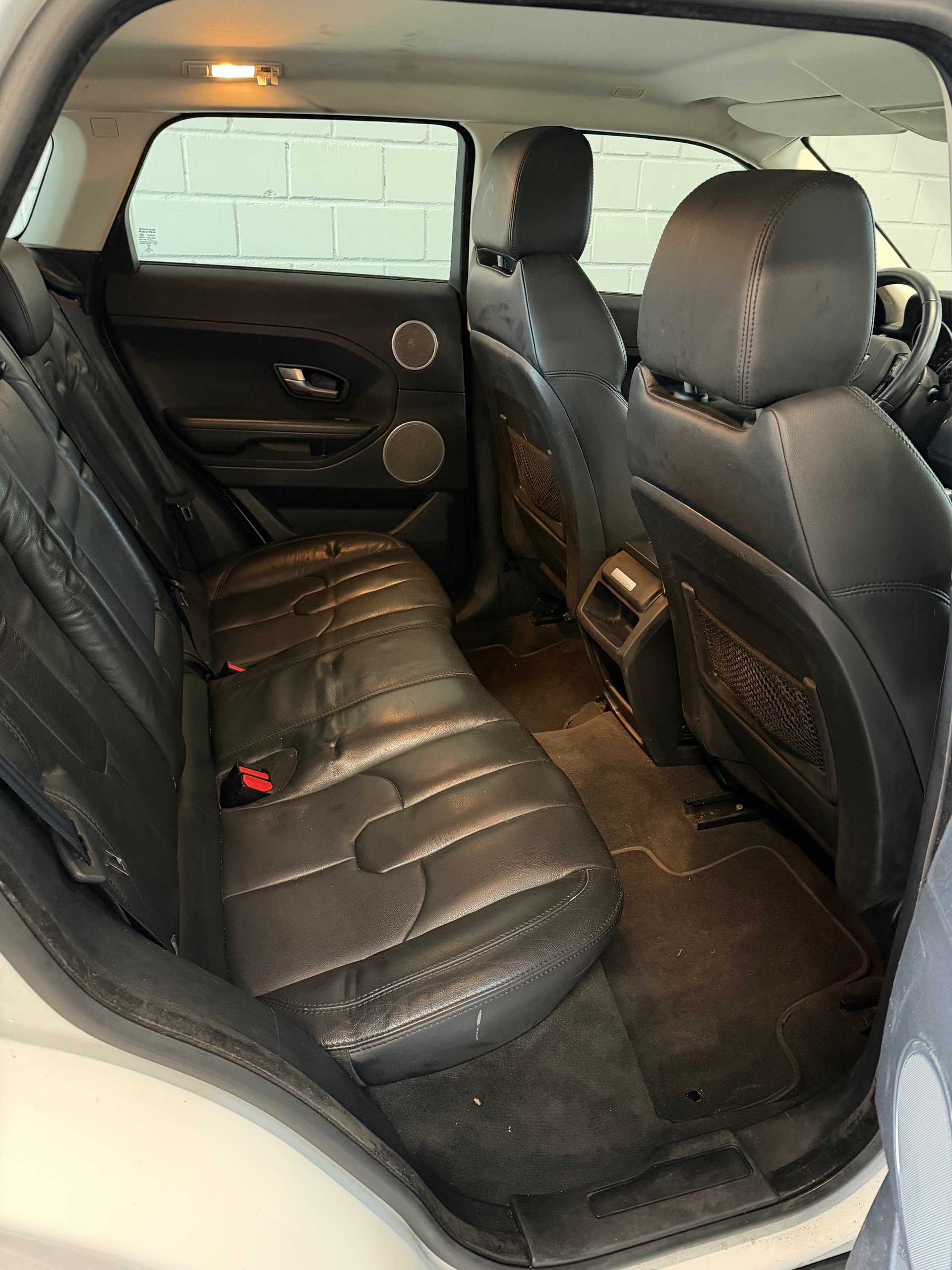 LAND ROVER Range Rover Evoque 2.2eD4 Dynamic 2WD-image-10