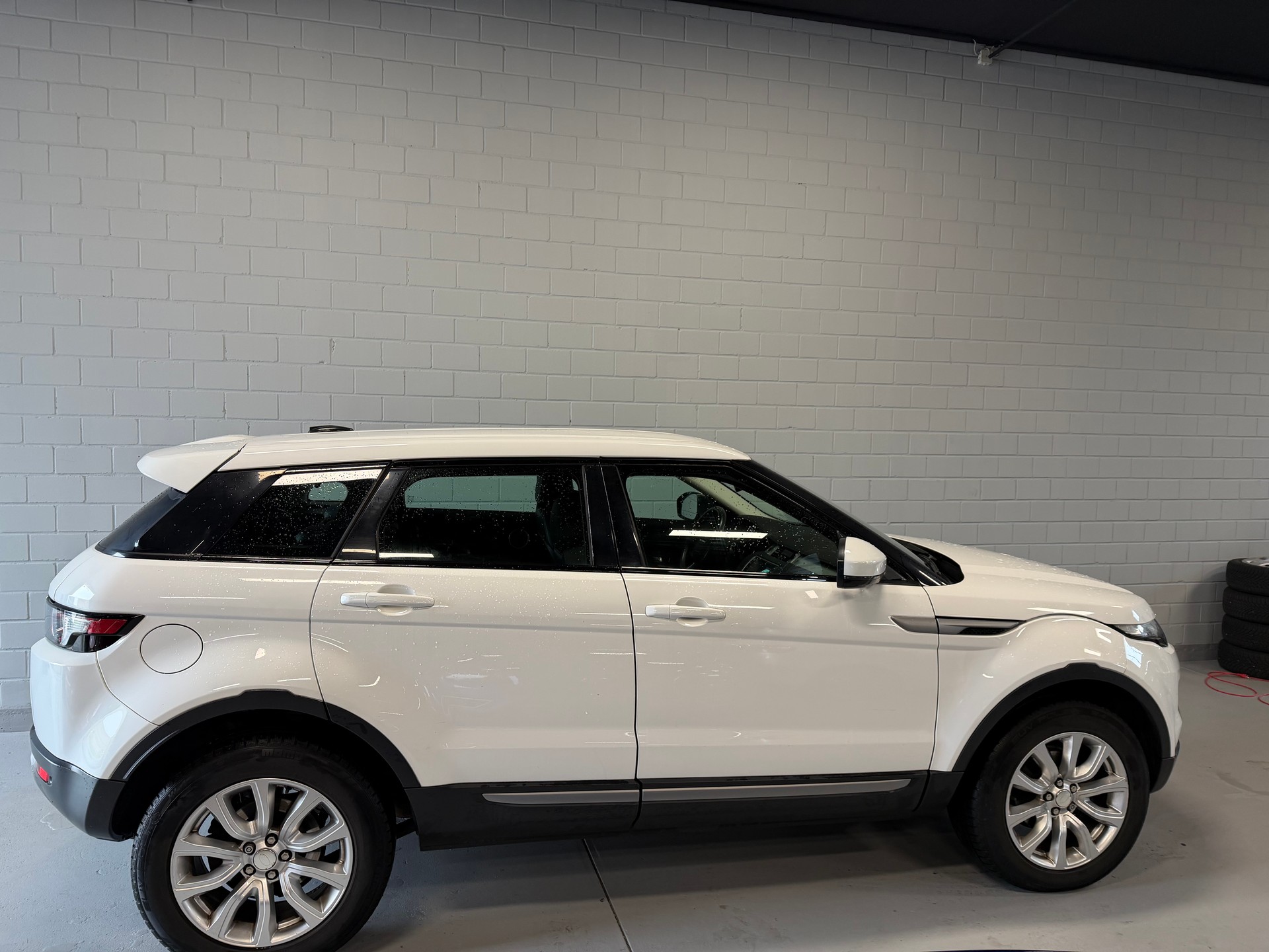 LAND ROVER Range Rover Evoque 2.2eD4 Dynamic 2WD-image-3