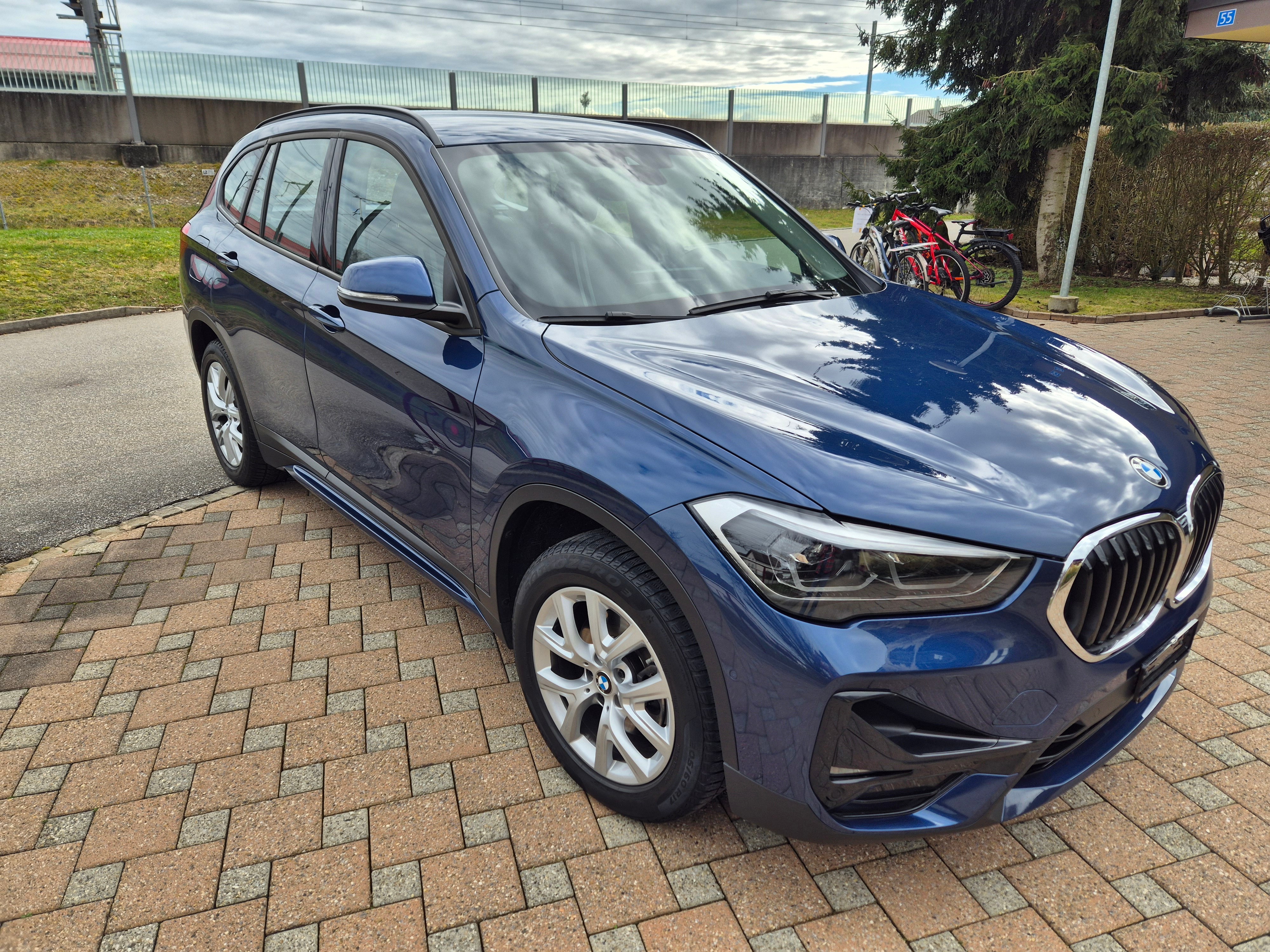 Car photo