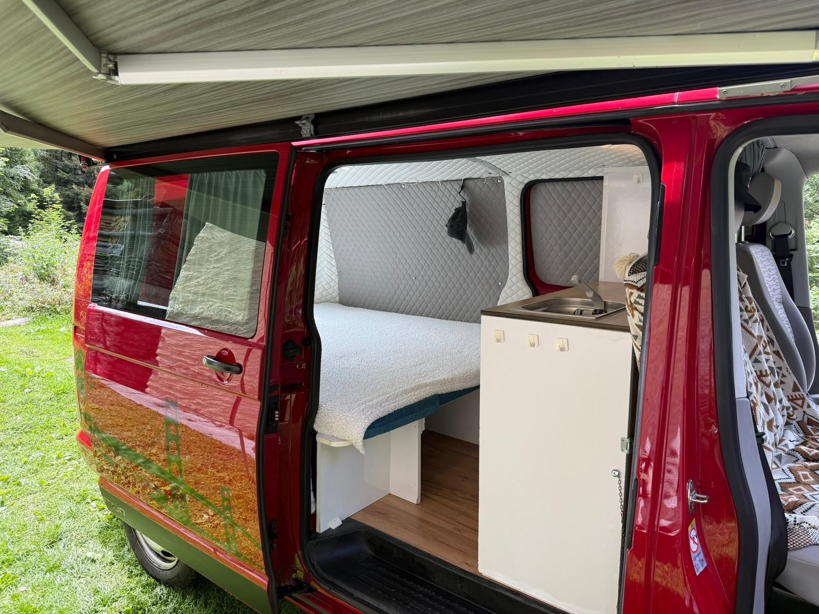 VW T5 California 2.0 Bi-TDI Beach DSG-image-7