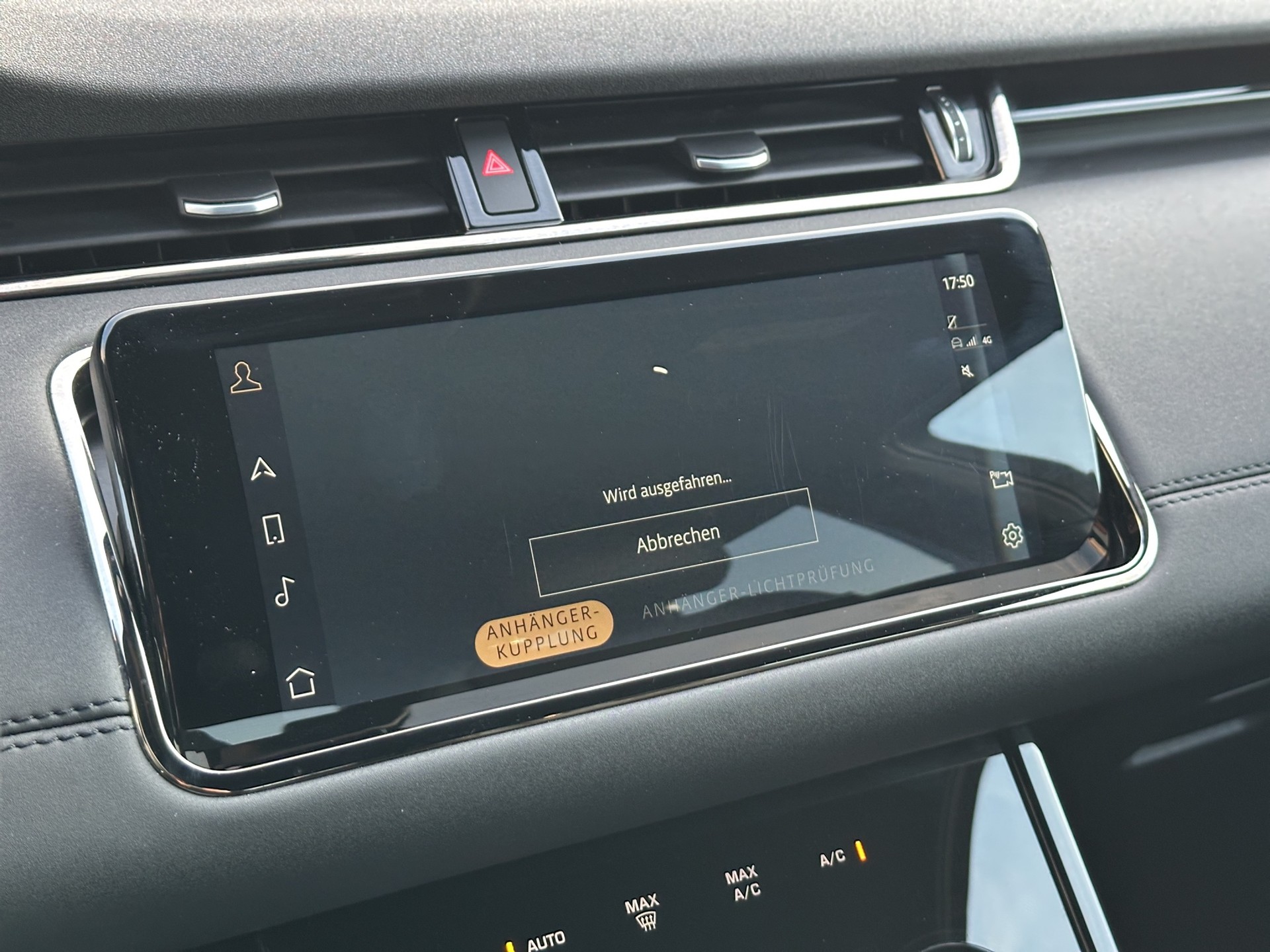 LAND ROVER Range Rover Evoque R-Dynamic P 200 SE AT9-image-11