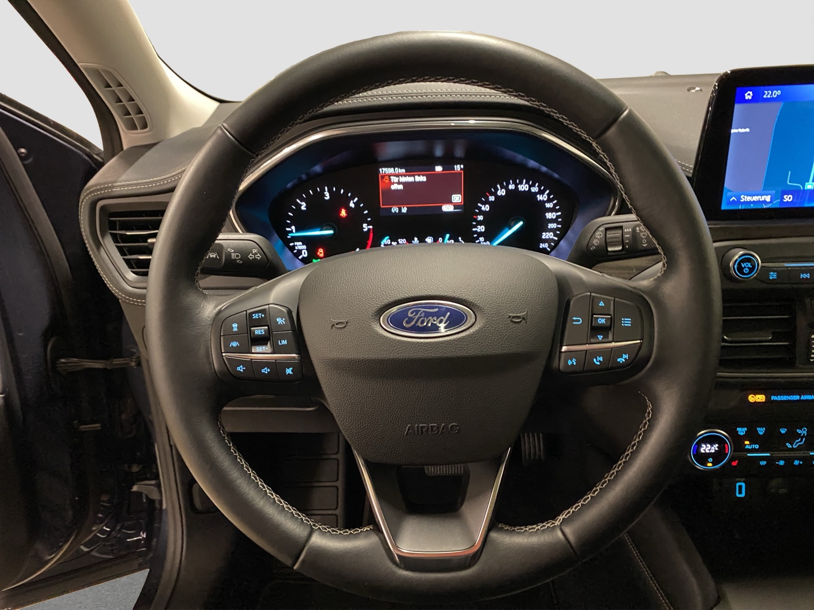 FORD Focus 2.0 EcoBlue 150 PS Vignale-image-7