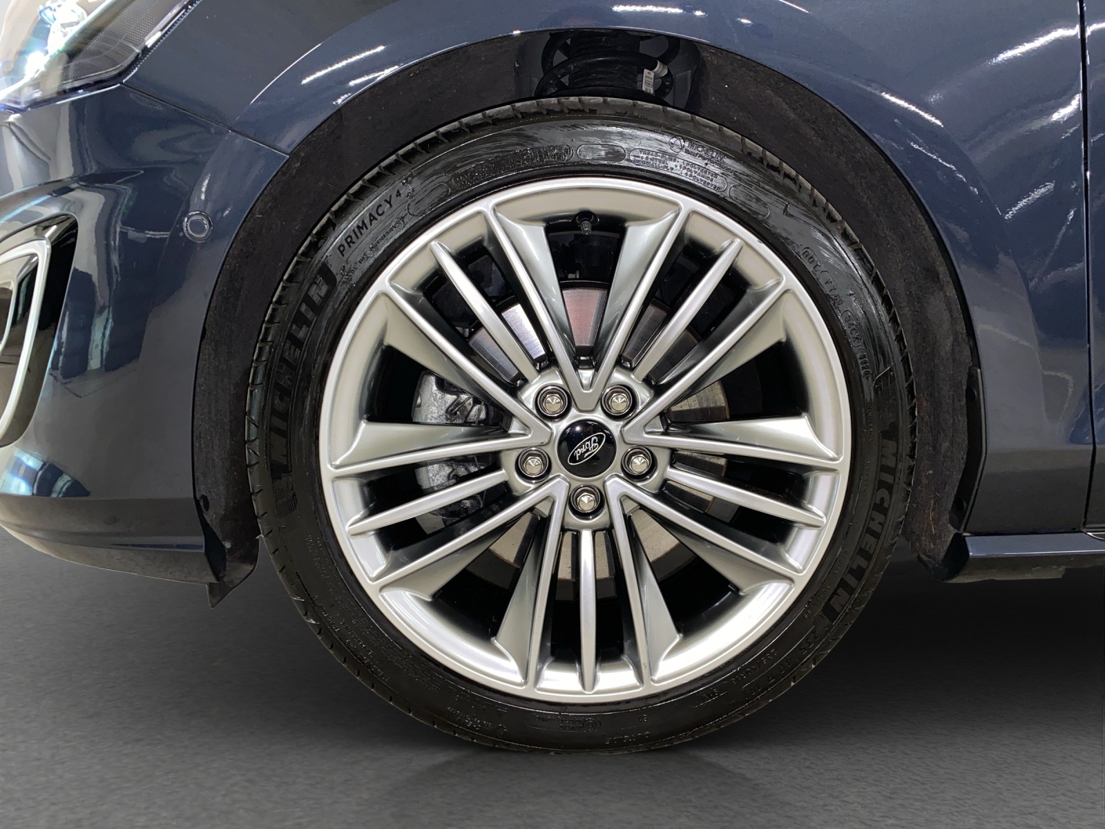 FORD Focus 2.0 EcoBlue 150 PS Vignale-image-14