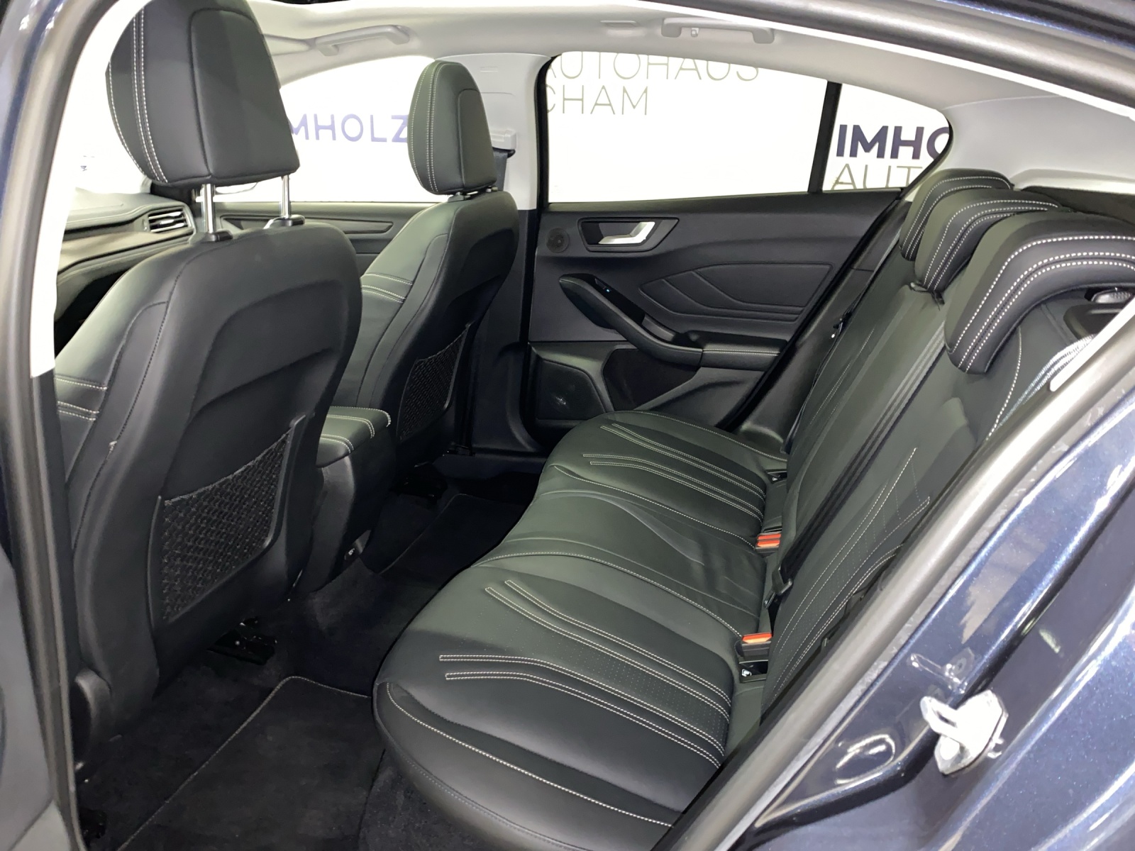 FORD Focus 2.0 EcoBlue 150 PS Vignale-image-16