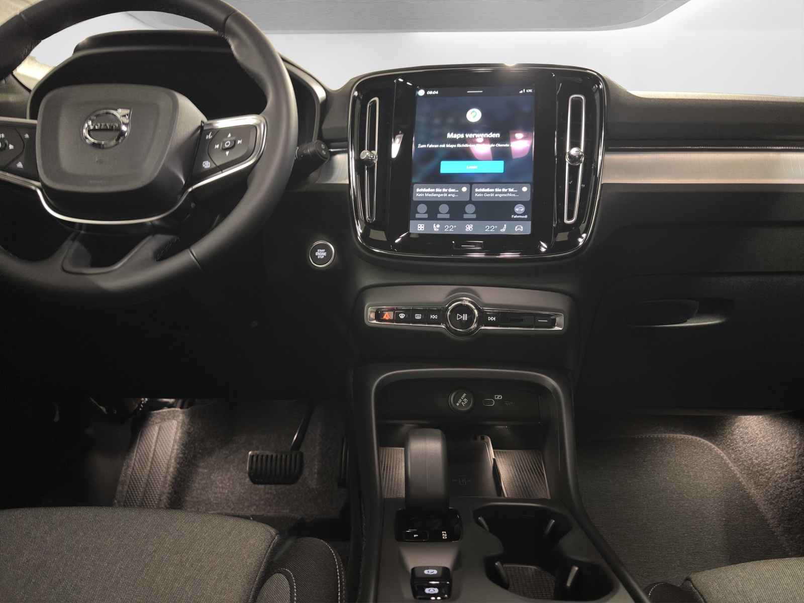 VOLVO XC40 2.0 B3 MH Core XCITE-image-8