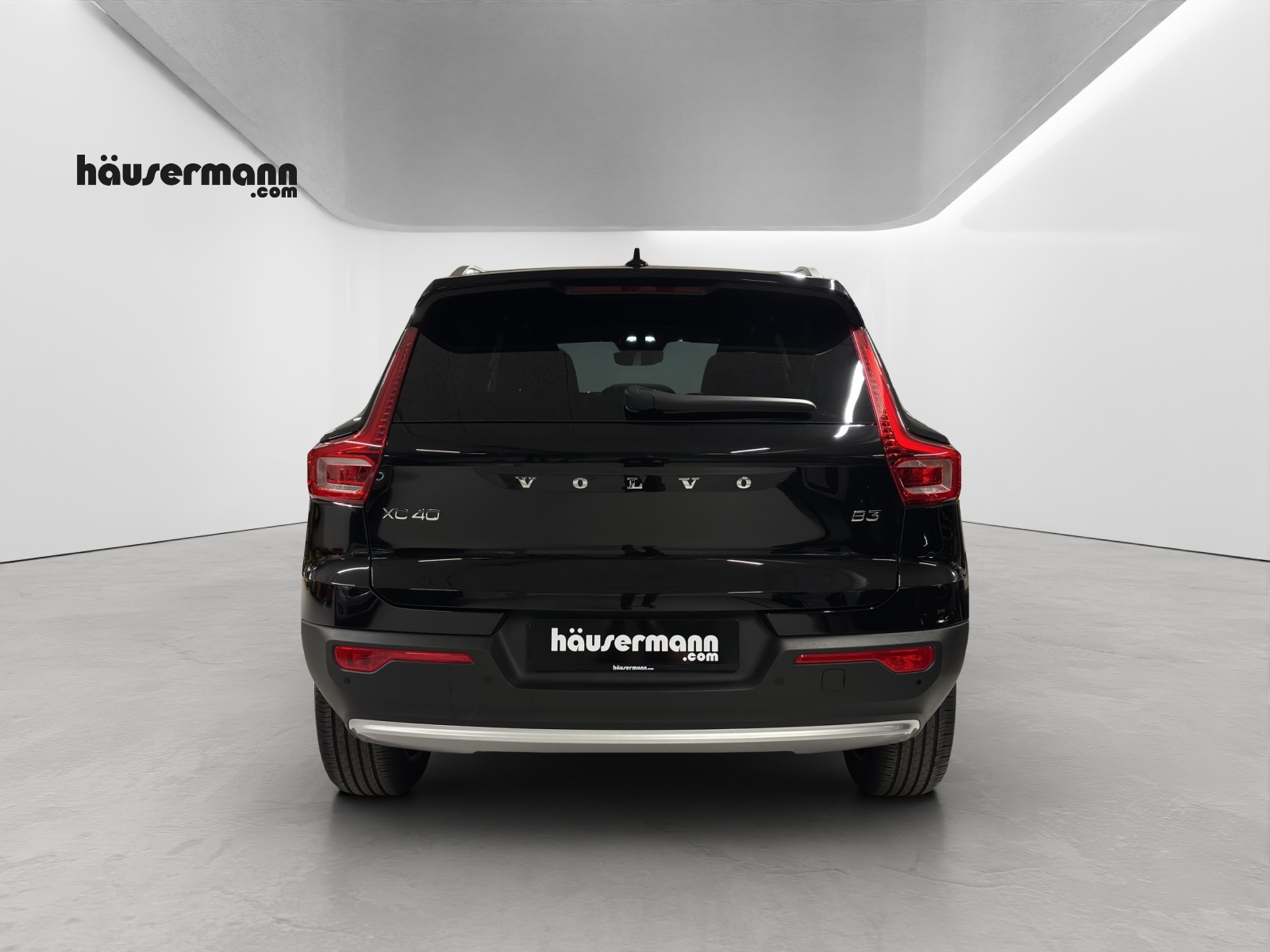VOLVO XC40 2.0 B3 MH Core XCITE-image-10