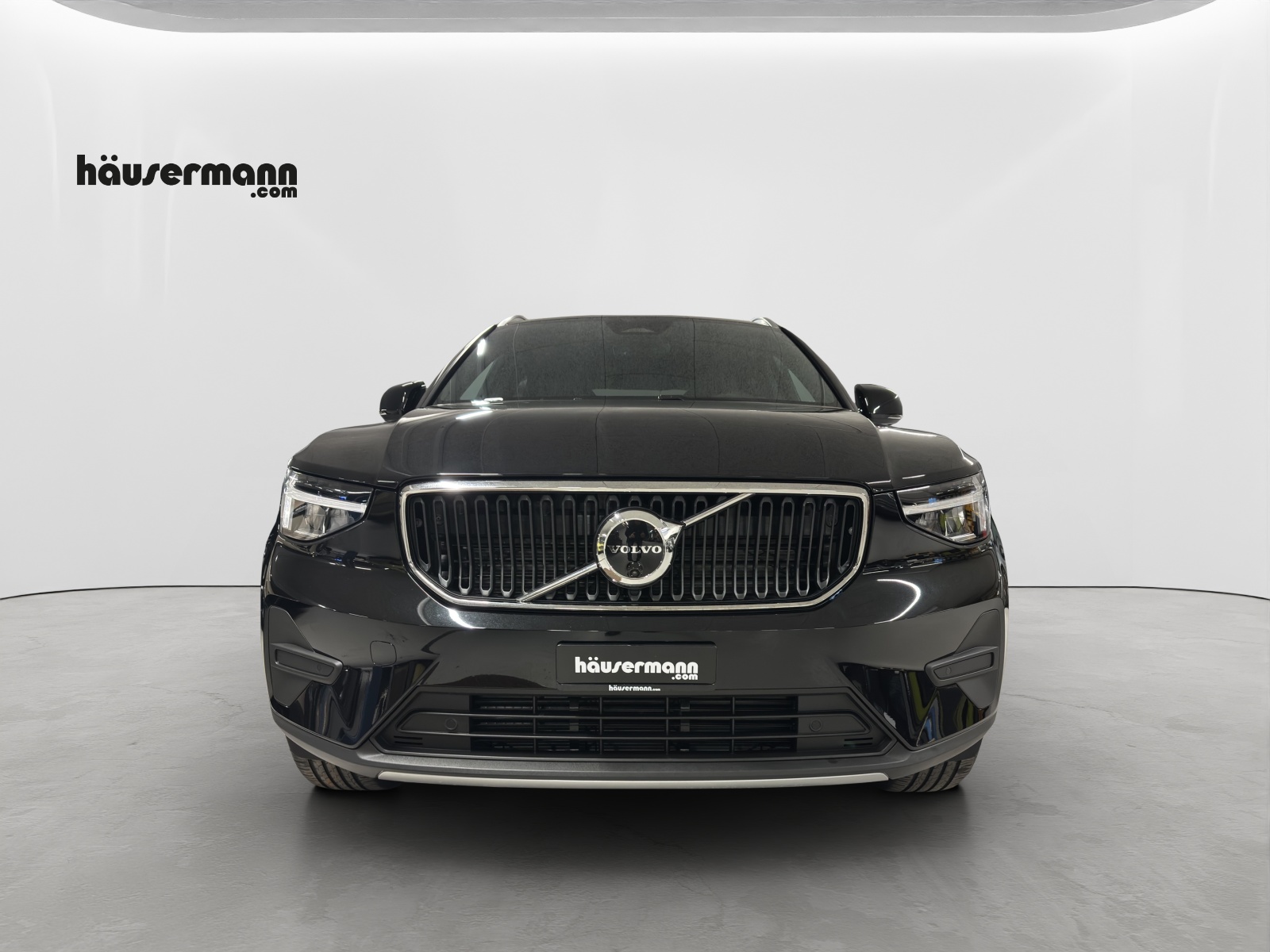 VOLVO XC40 2.0 B3 MH Core XCITE-image-9