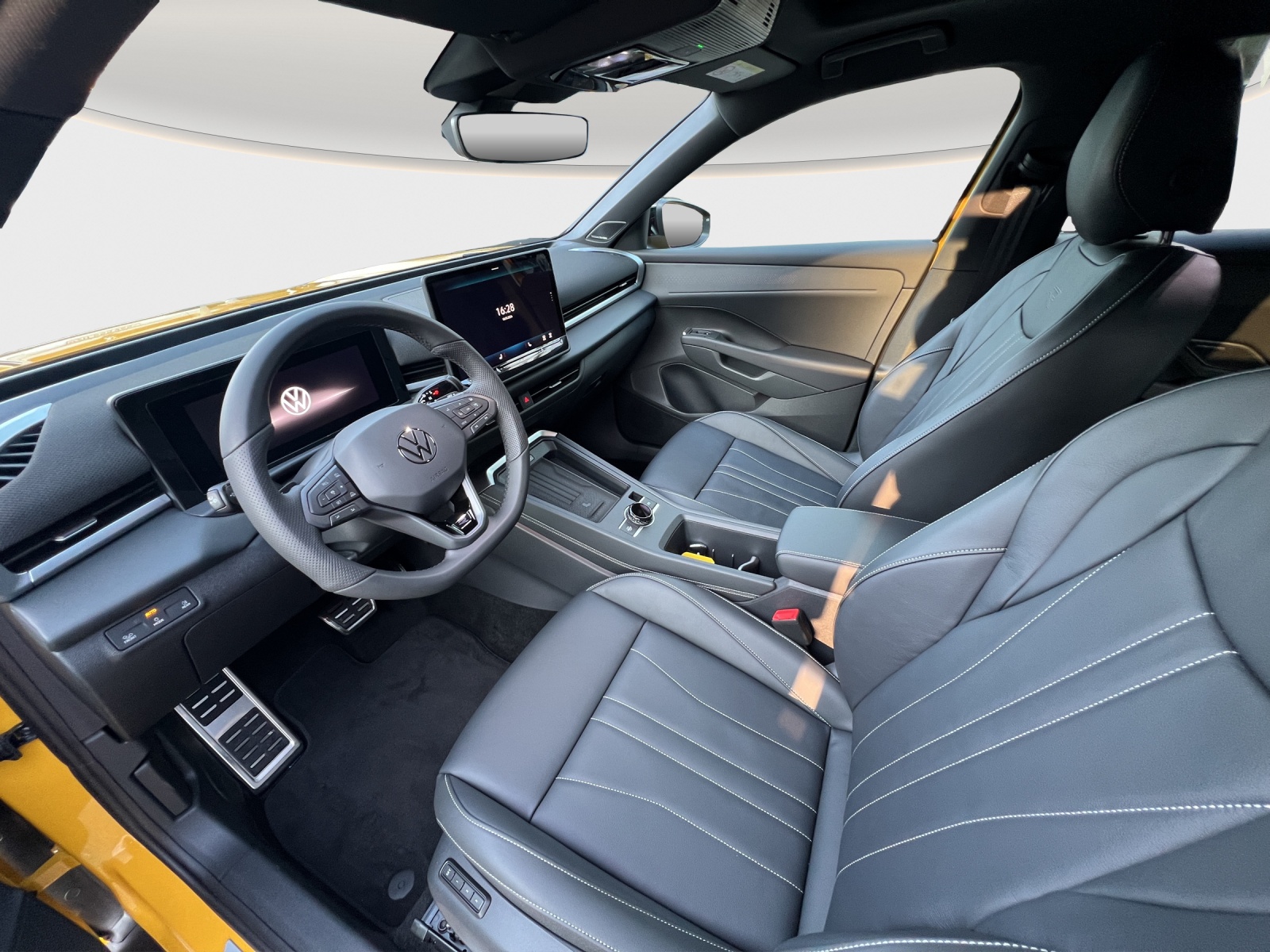 VW T-Roc 1.5 eTSI mHEV R-Line DSG-image-8