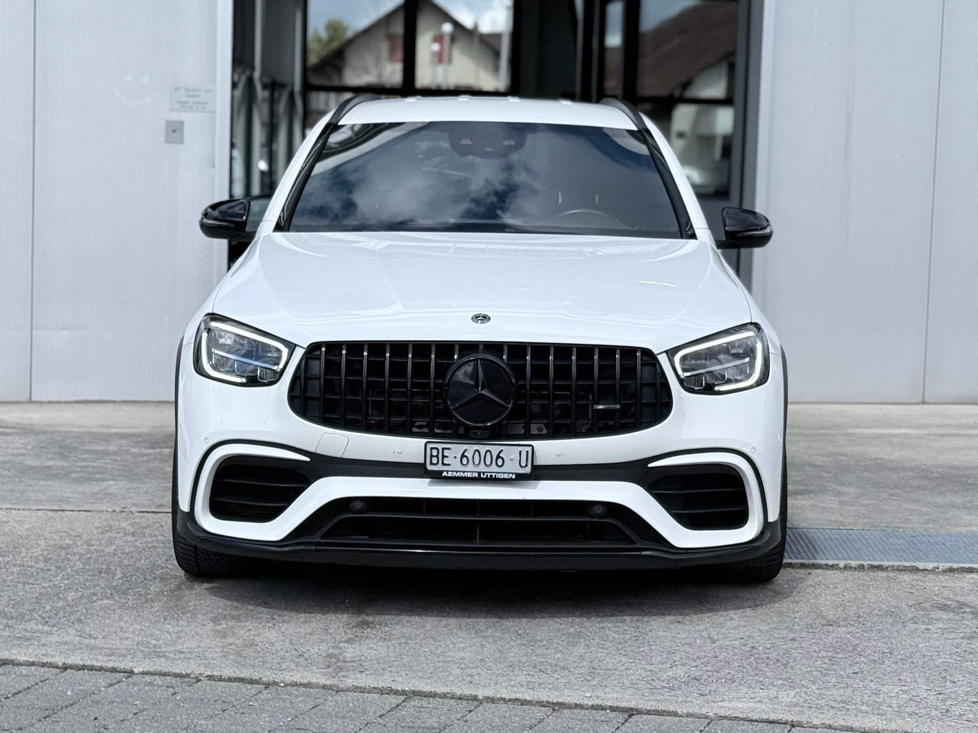 MERCEDES-BENZ GLC 63 AMG 4Matic 9G-Tronic-showroom-element-1