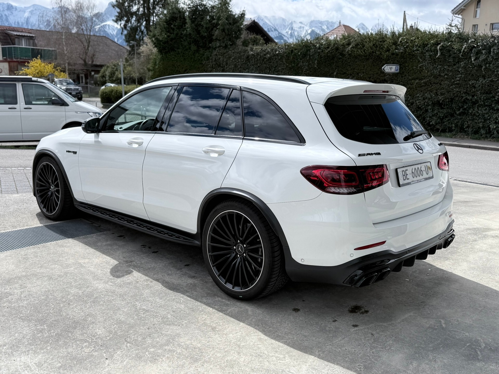 MERCEDES-BENZ GLC 63 AMG 4Matic 9G-Tronic-image-6