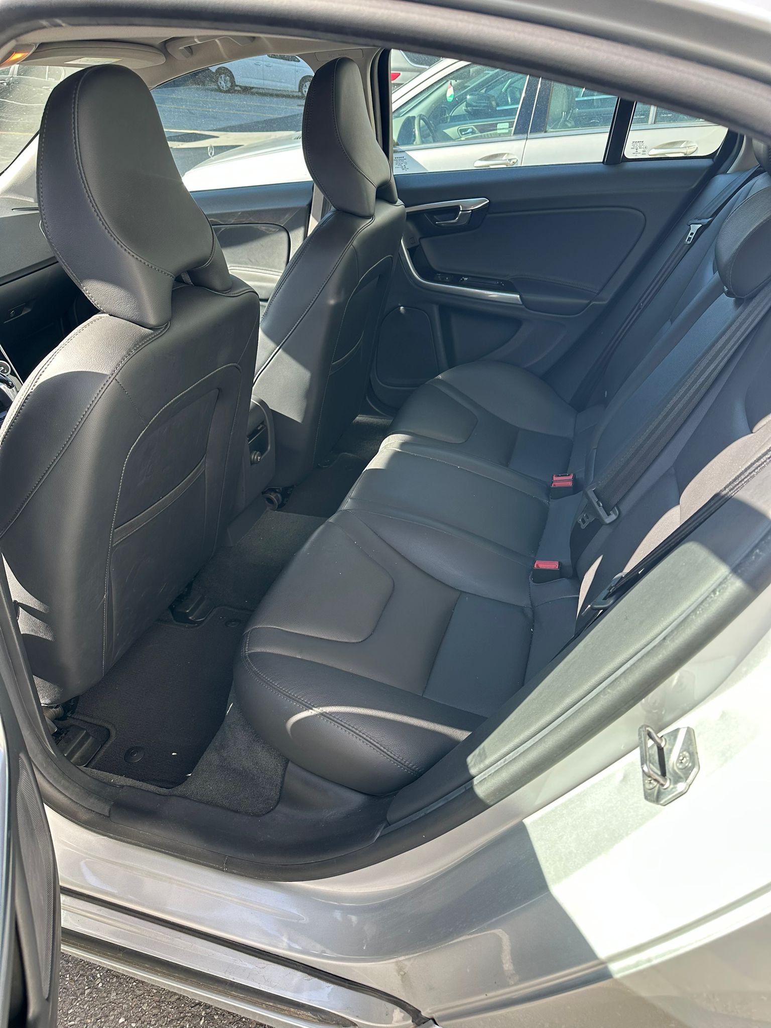 VOLVO S60 T4 Summum-image-7