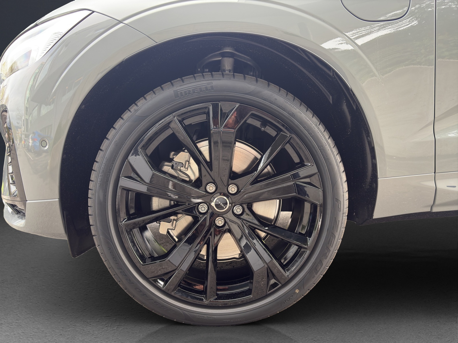 VOLVO XC60 T6 eAWD PluginHybrid Black Edition Geartronic-image-8