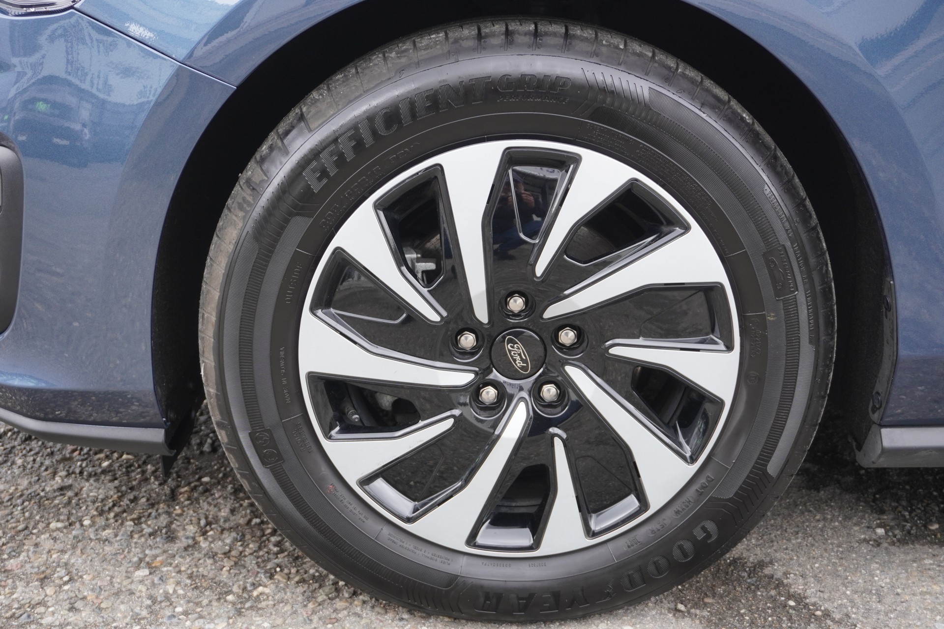 FORD Focus 1.0 MHEV Titanium X Automatic-image-8