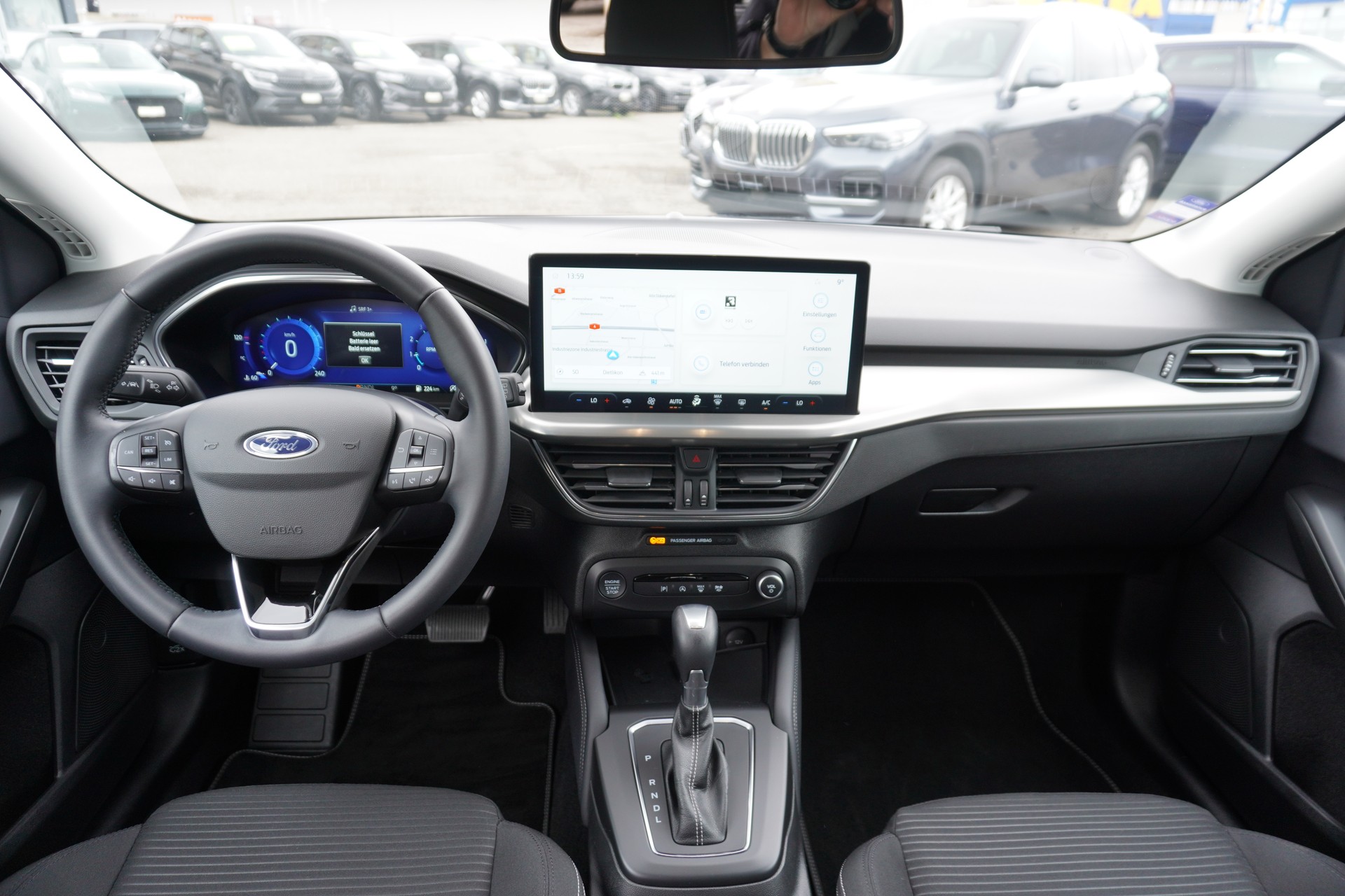 FORD Focus 1.0 MHEV Titanium X Automatic-image-12