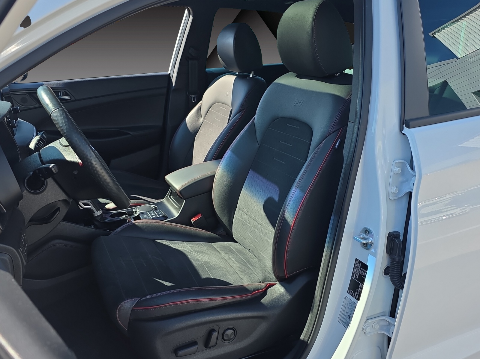 HYUNDAI Tucson 2.0 CRDI N-Line Mild Hybrid 4WD Automatic-image-13