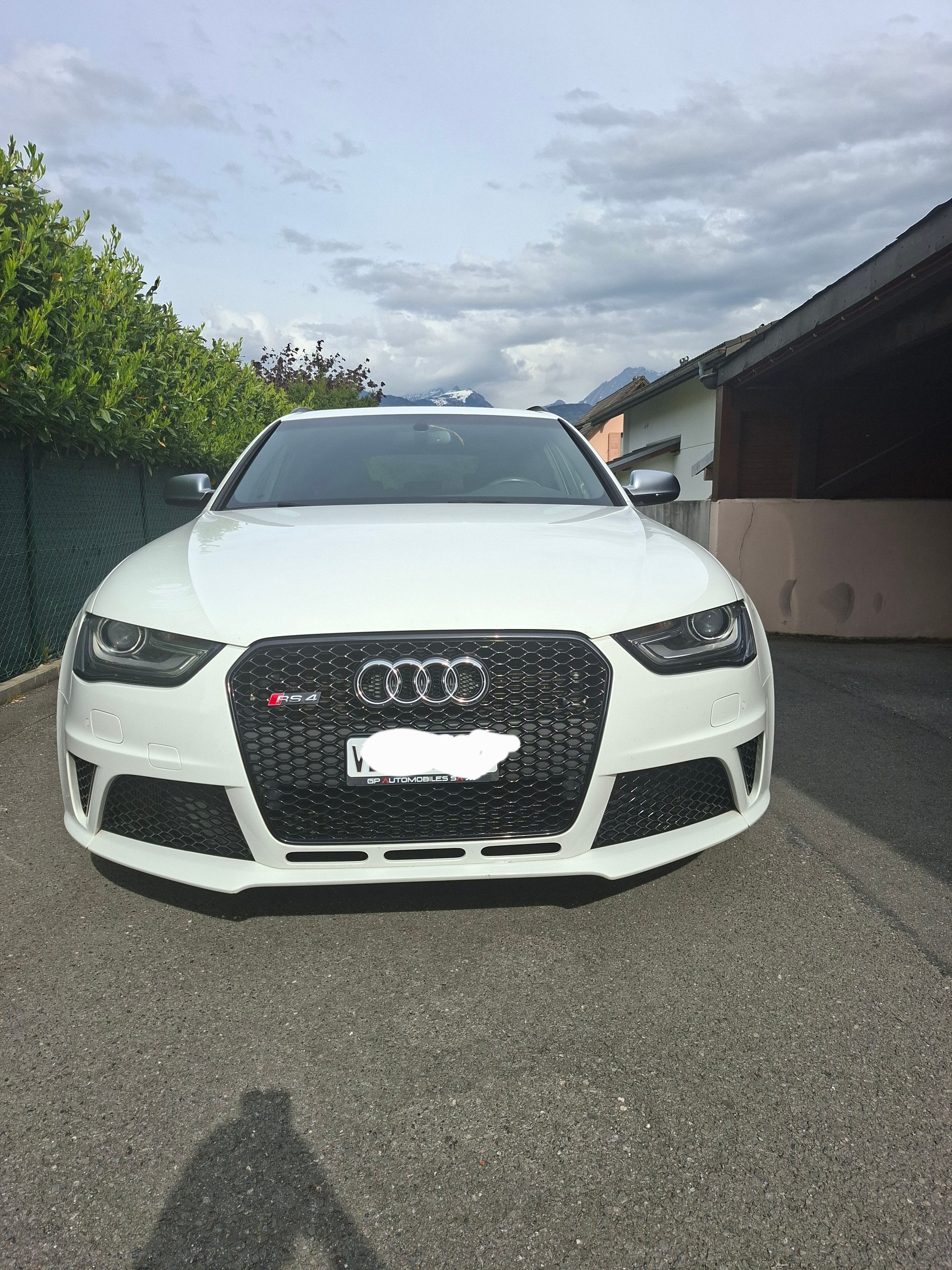 AUDI RS4 Avant 4.2 FSI V8 quattro S-tronic
