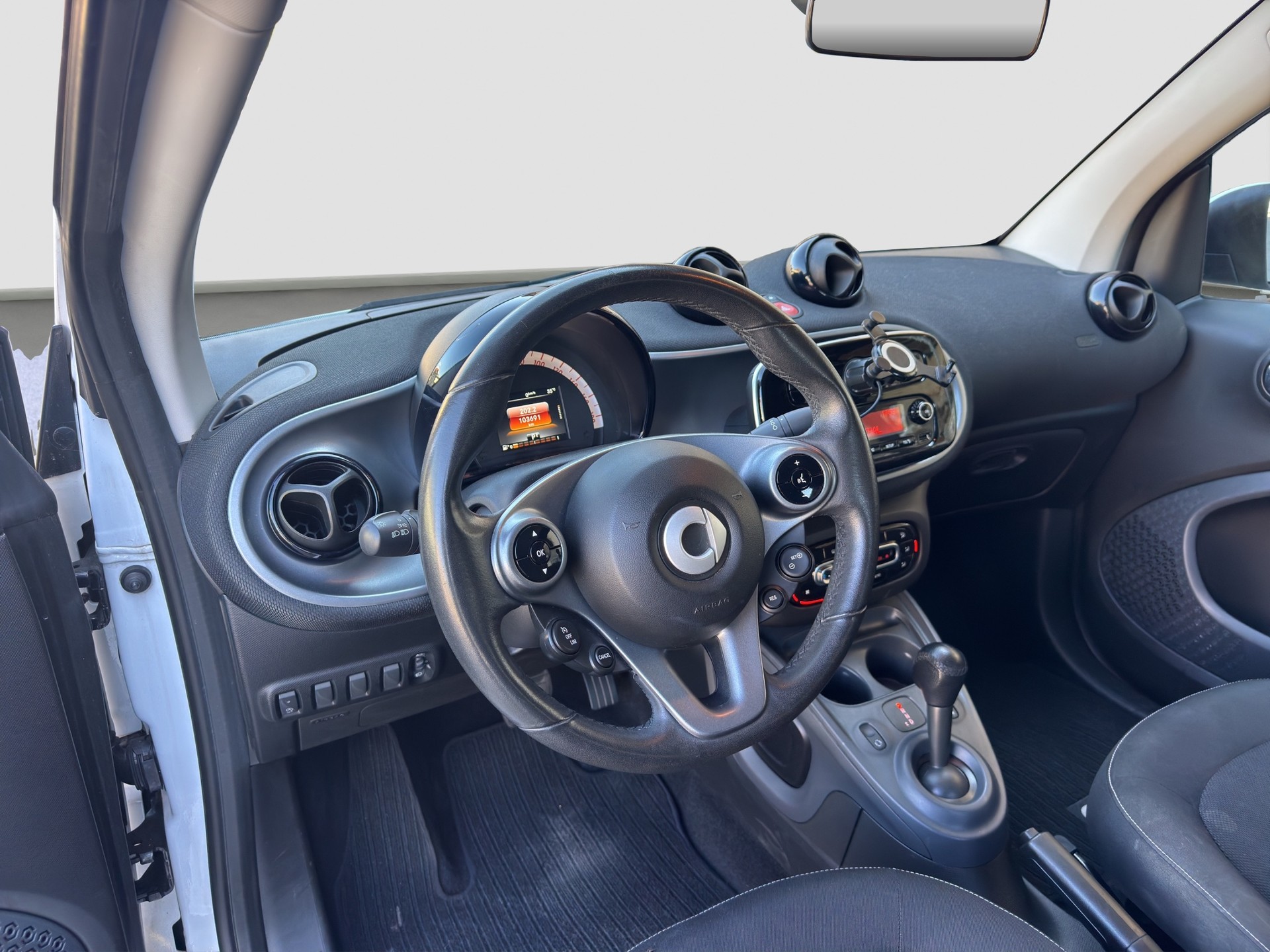 SMART fortwo twinmatic-image-4
