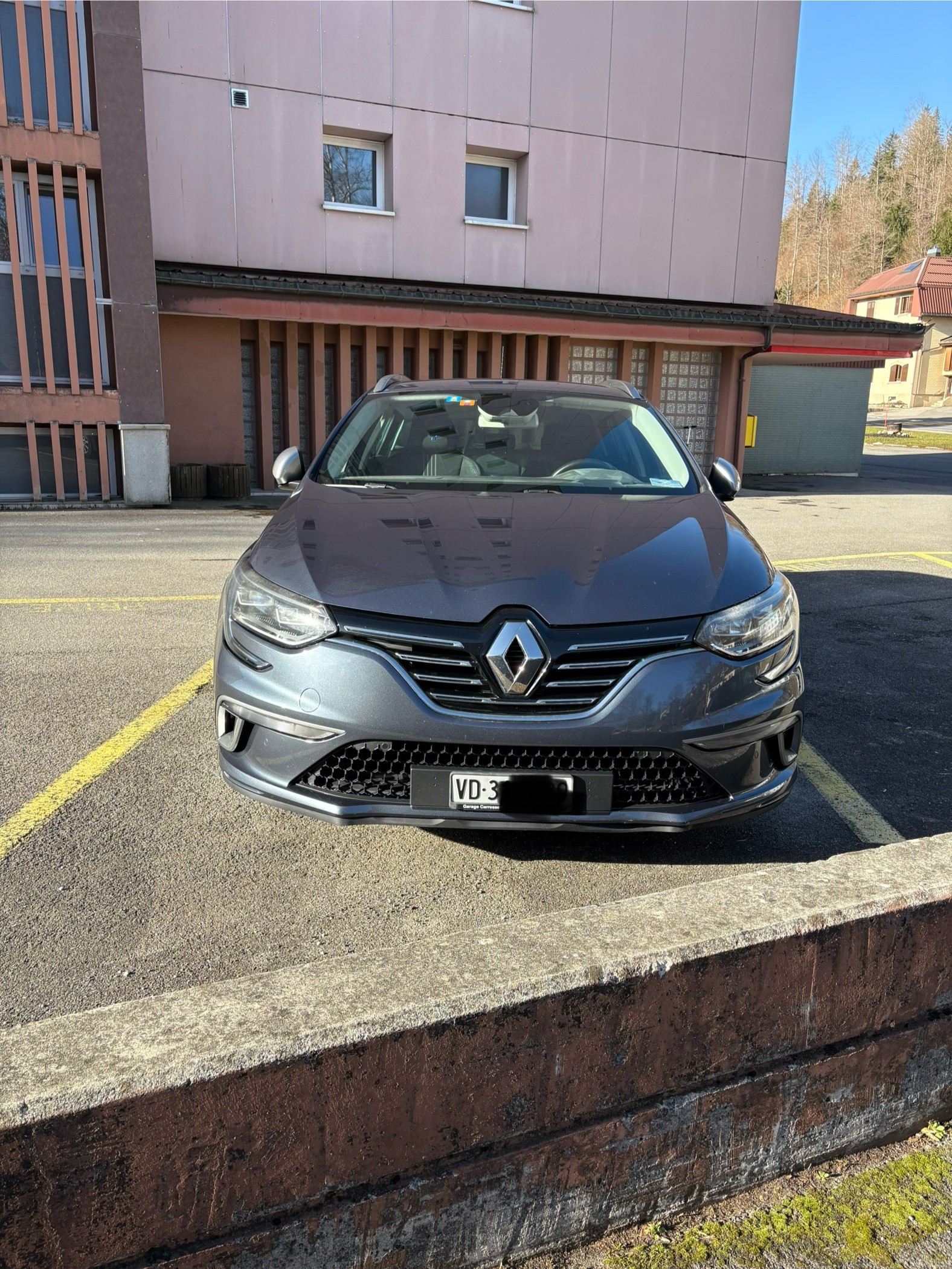 RENAULT Mégane Grandtour 1.2 16V Turbo GT Line EDC-image-5