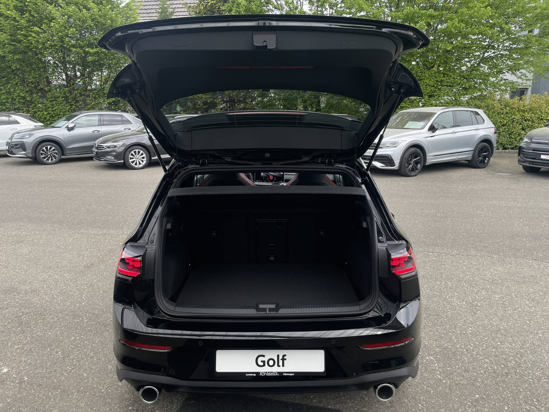 VW Golf VIII 2.0 TSI GTI DSG-image-6