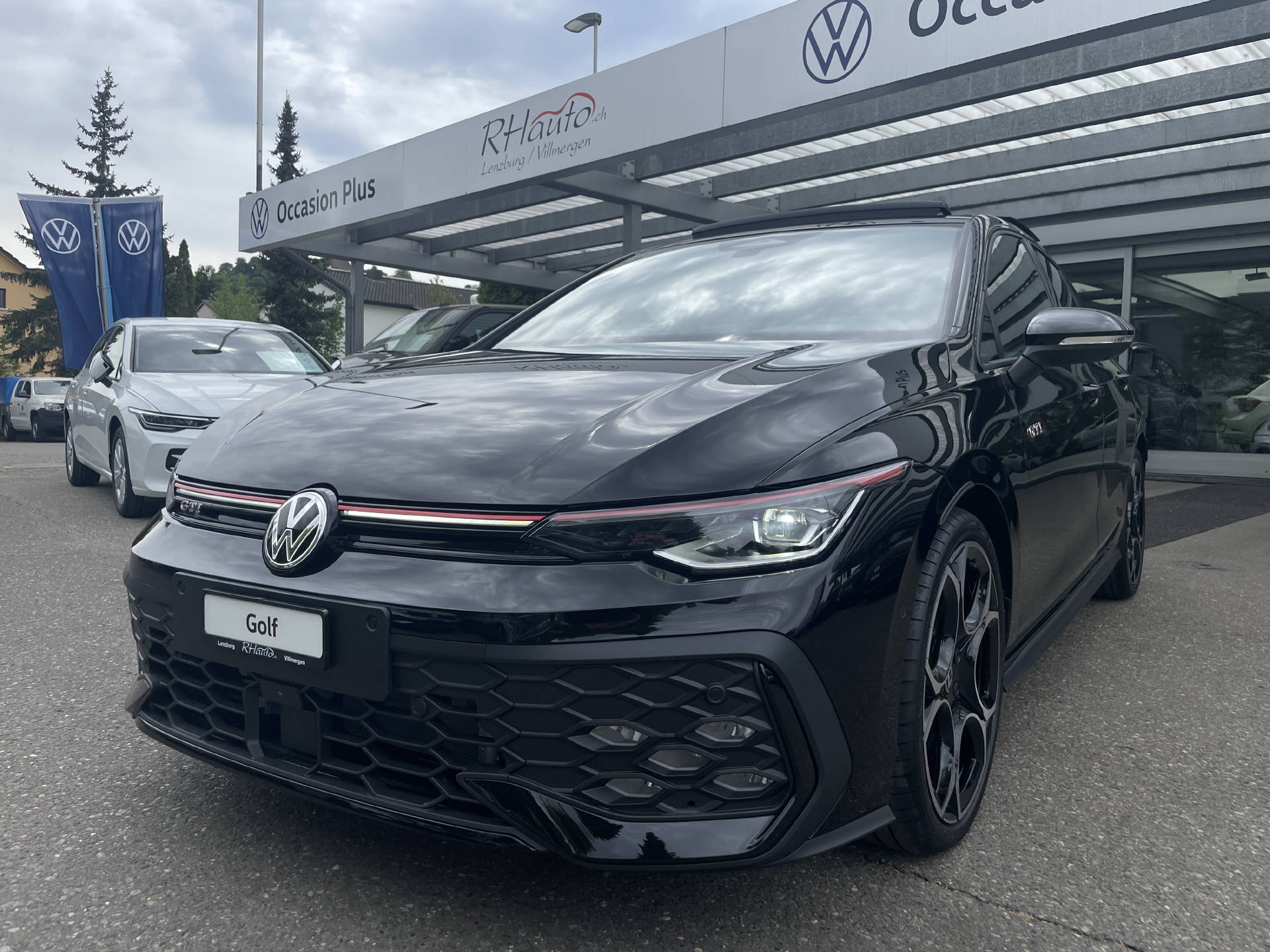 VW Golf VIII 2.0 TSI GTI DSG-image-0