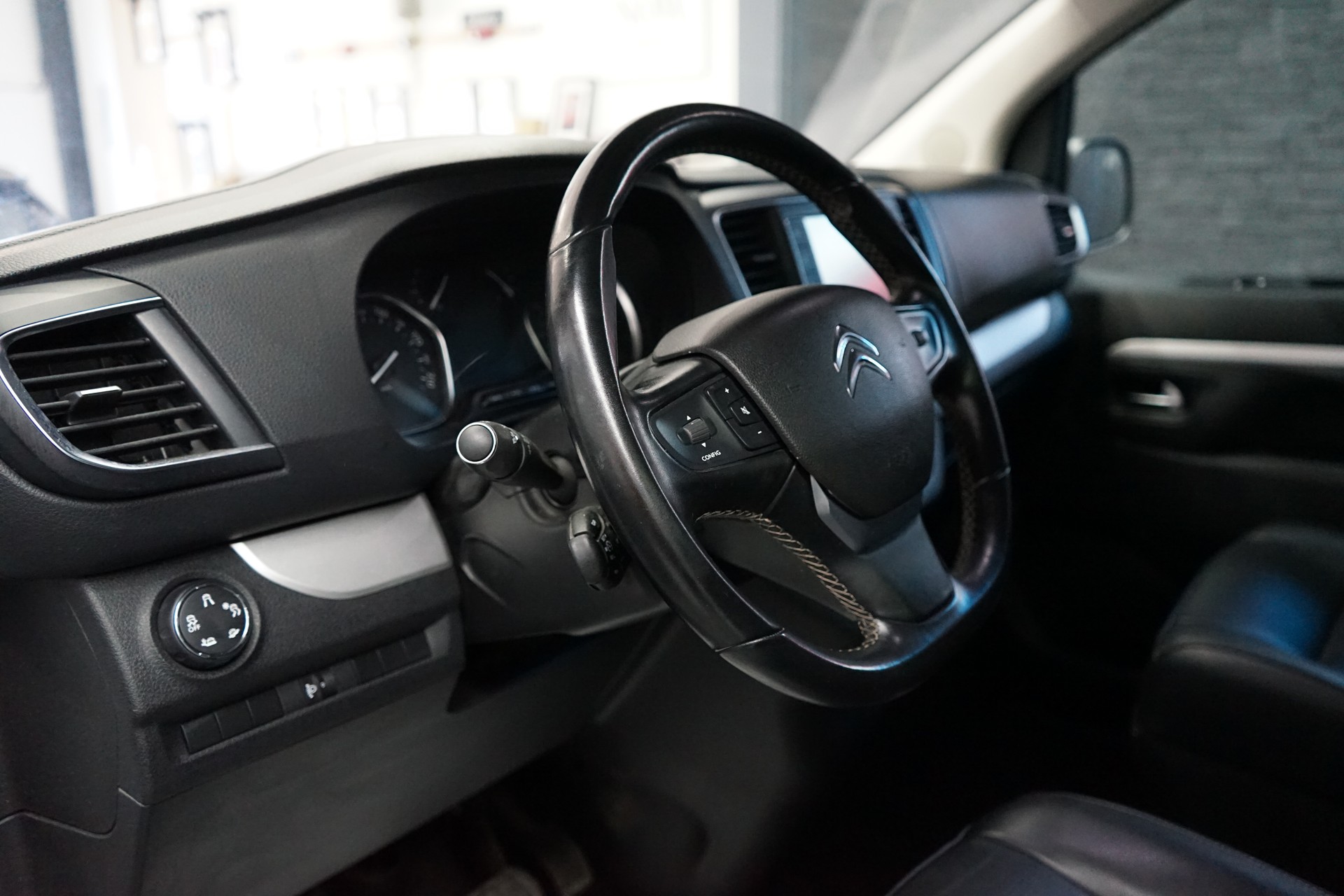 CITROEN Spacetourer EO 2.0 BlueHDi Business Lounge M EAT8-image-5