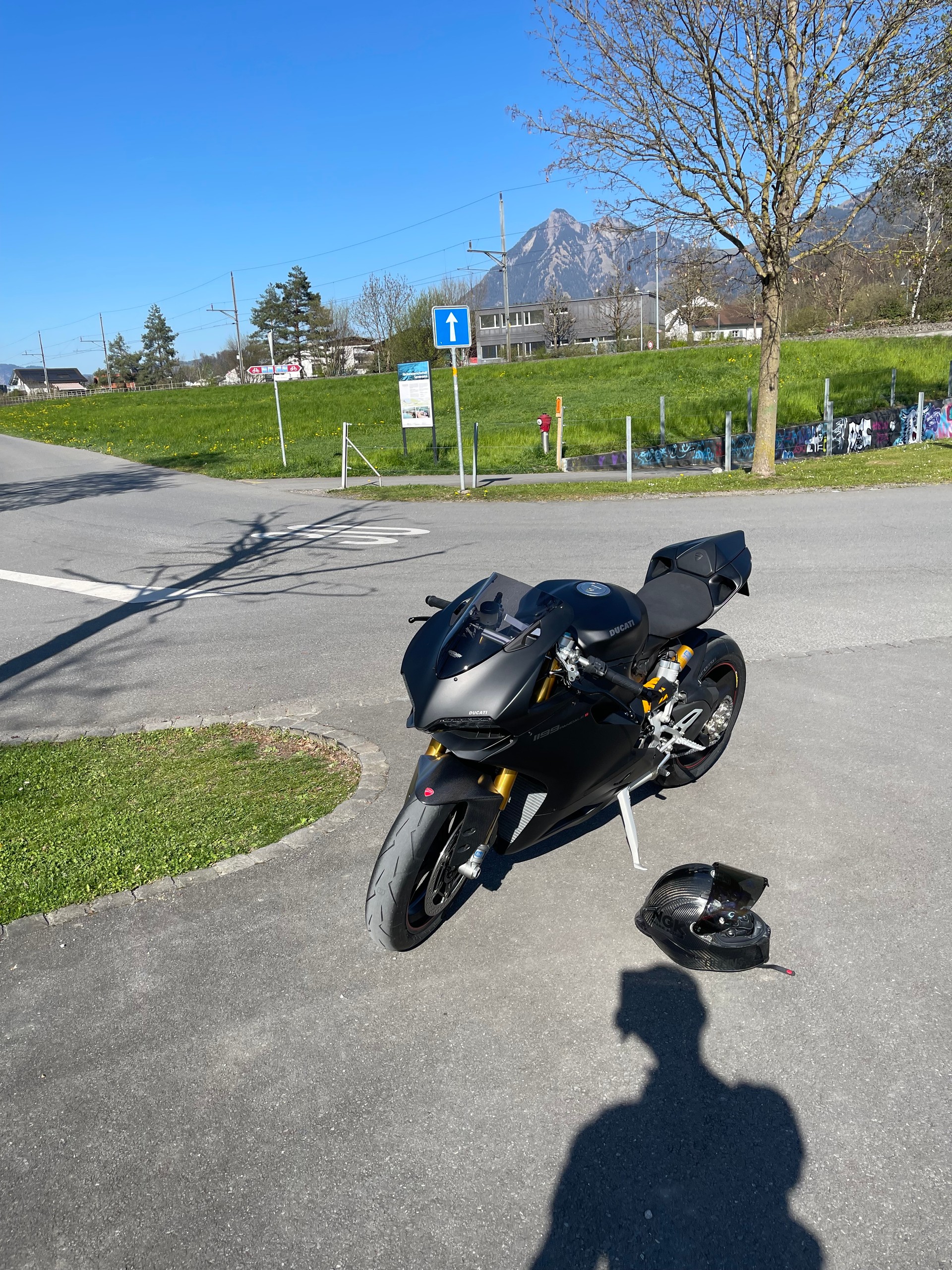 DUCATI Panigale 1199s Dark Stealth-image-1