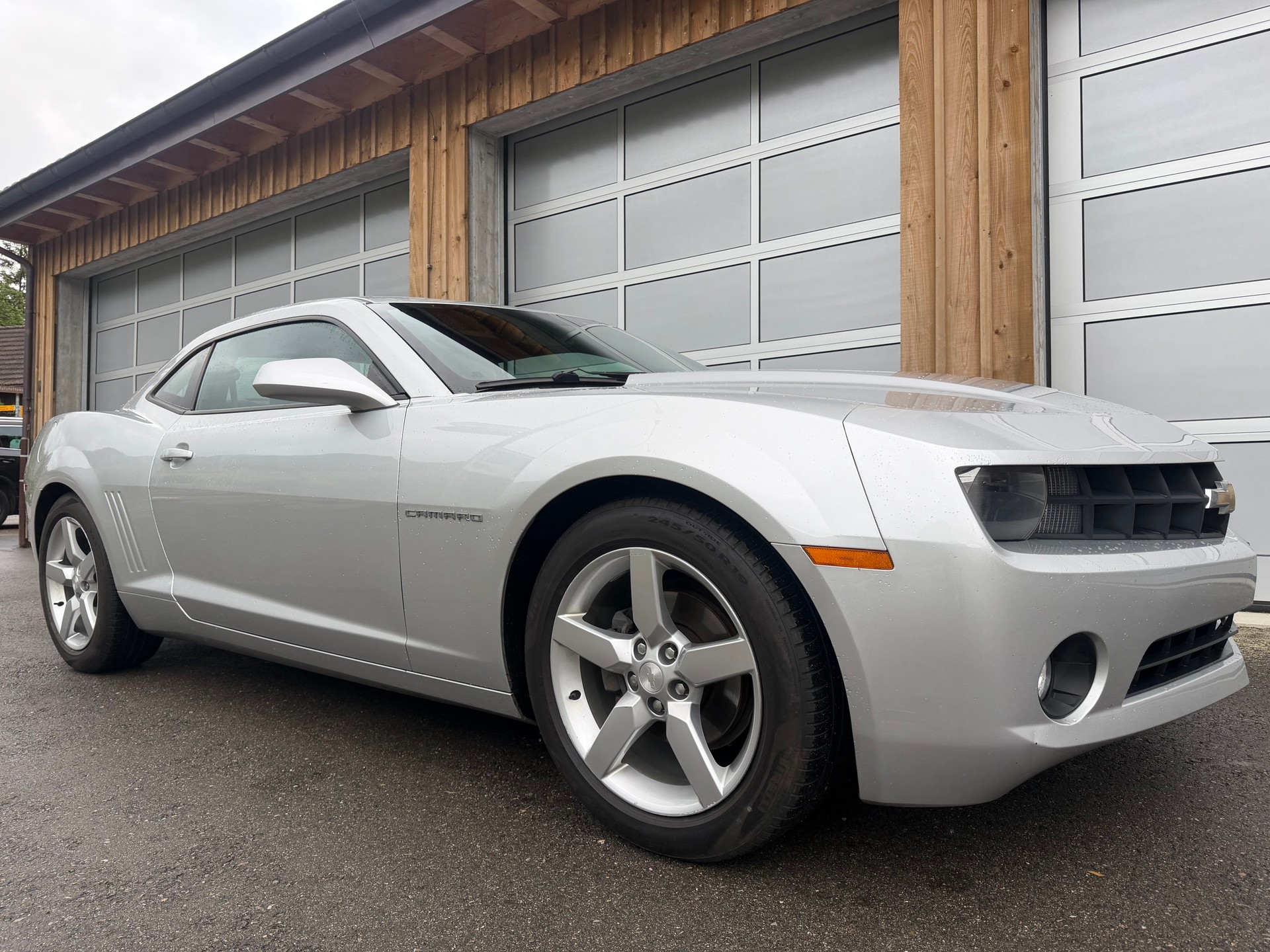 CHEVROLET CAMARO-image-1