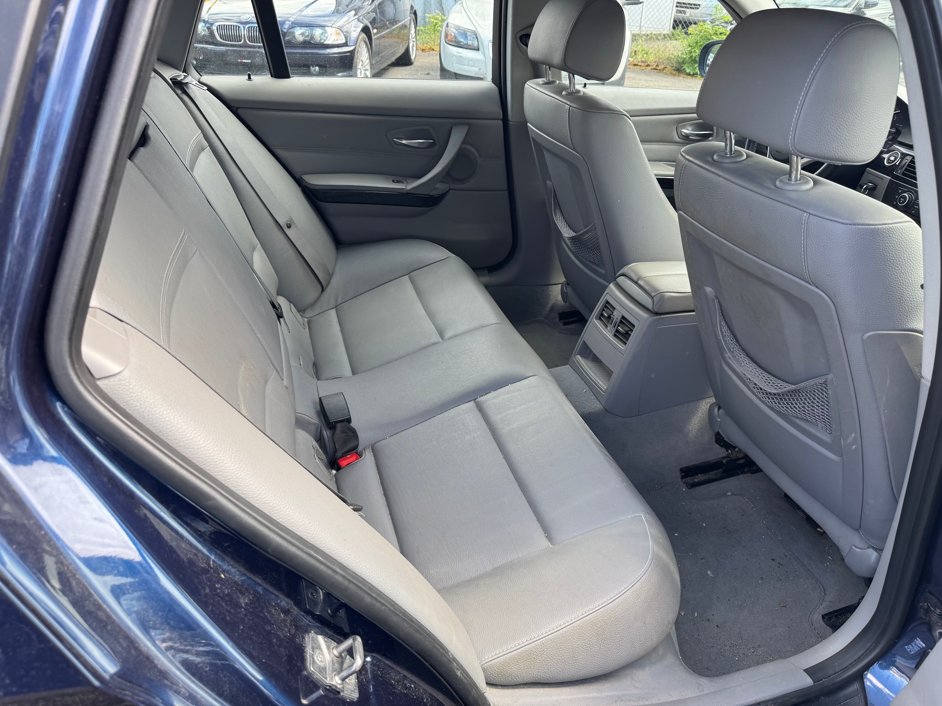 BMW 320d xDrive Touring Steptronic-image-5