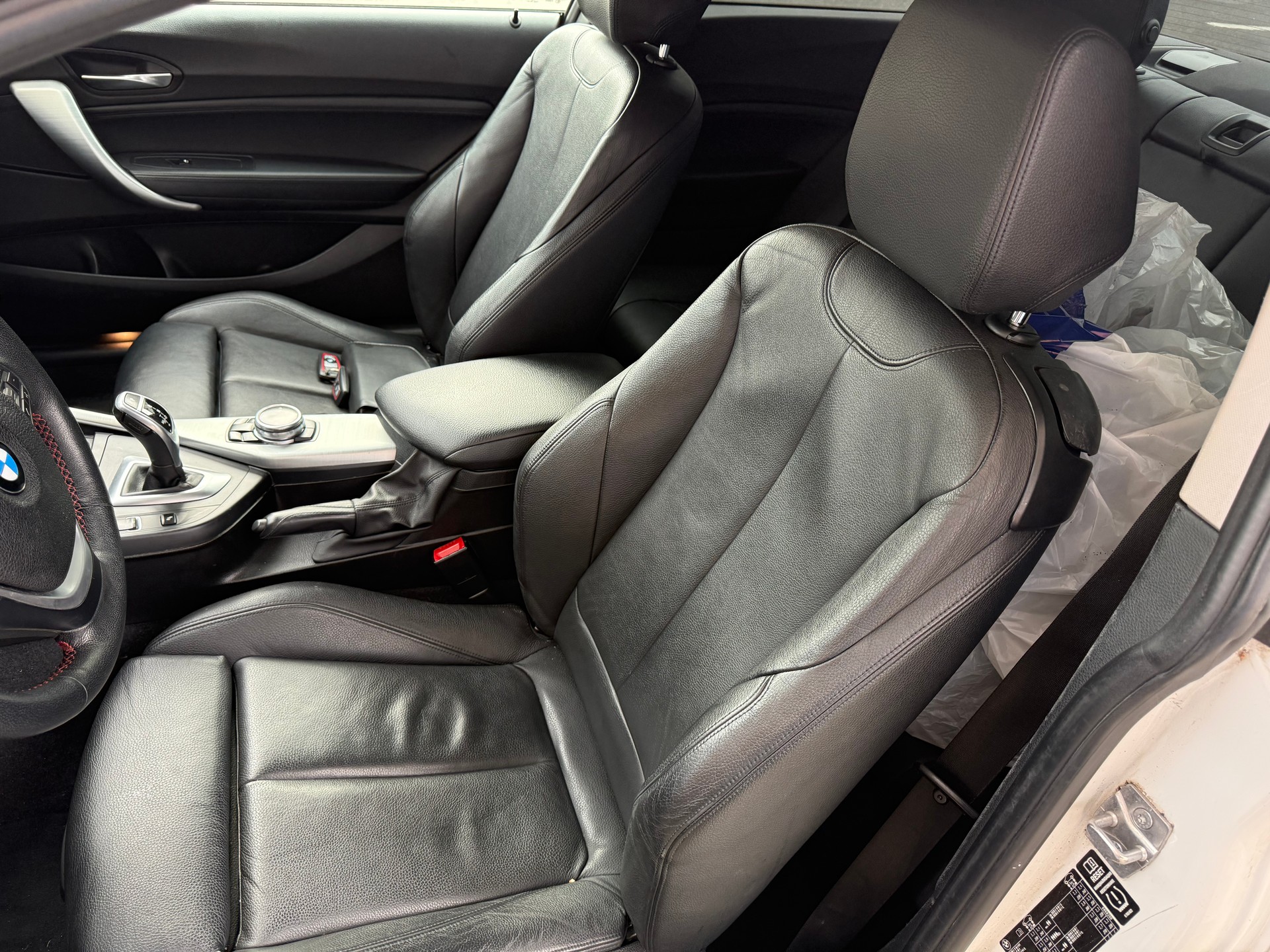 BMW 220i Sport Line Steptronic-image-10