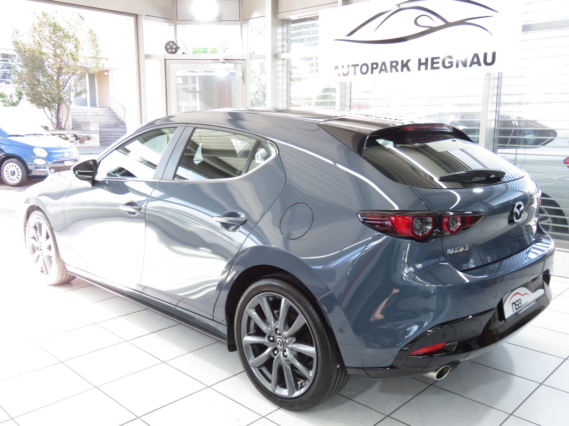 MAZDA 3 Hatchback SKYACTIV-G M Hybrid 122 Ambition Automat-image-5