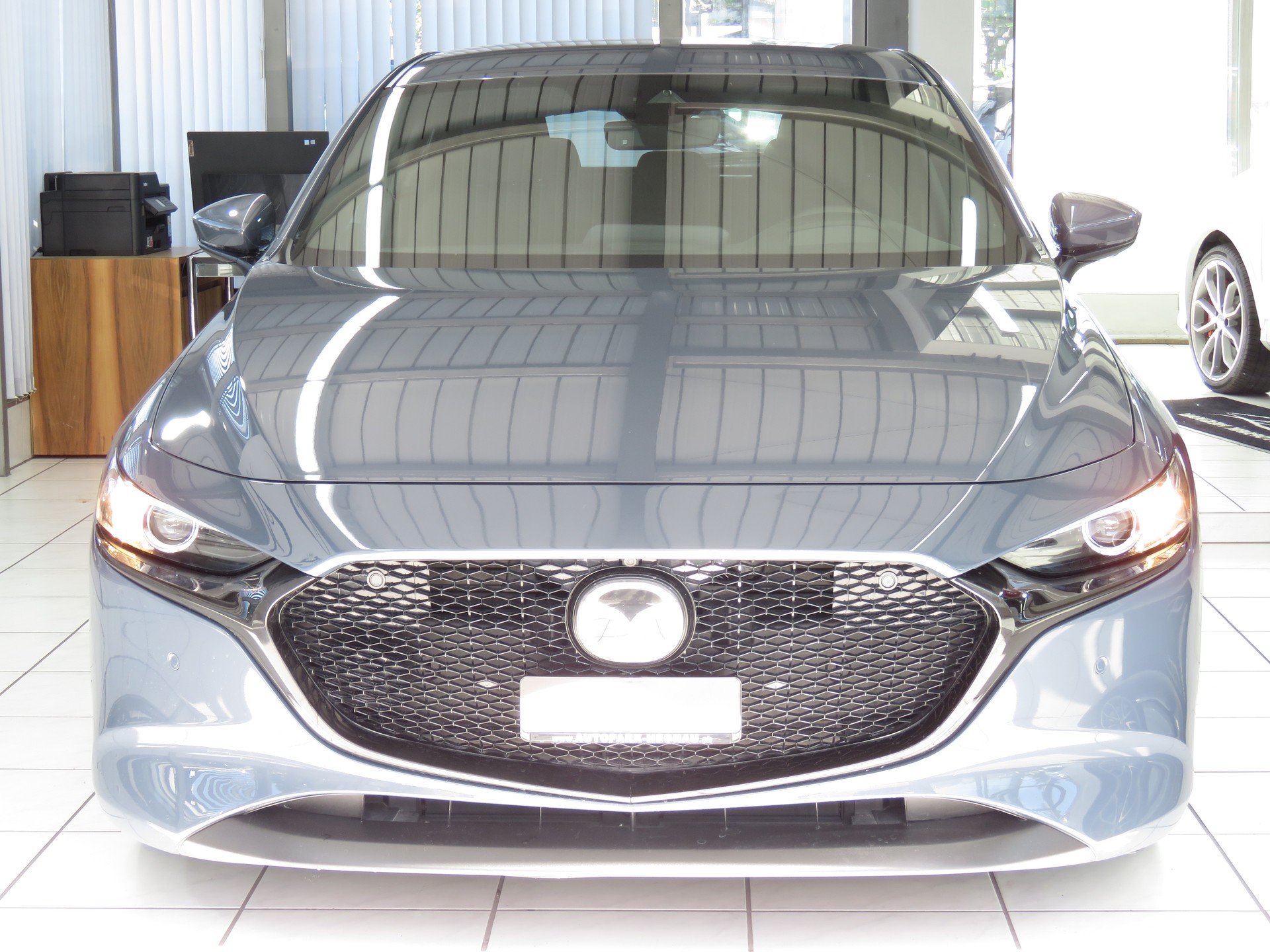 MAZDA 3 Hatchback SKYACTIV-G M Hybrid 122 Ambition Automat-showroom-element-1
