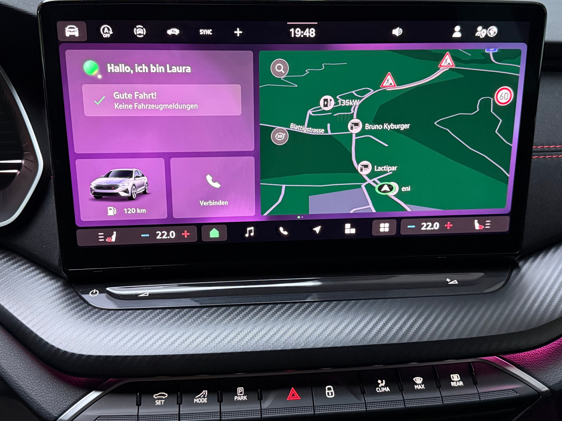 SKODA Octavia Combi 2.0 TSI DSG RS-image-13