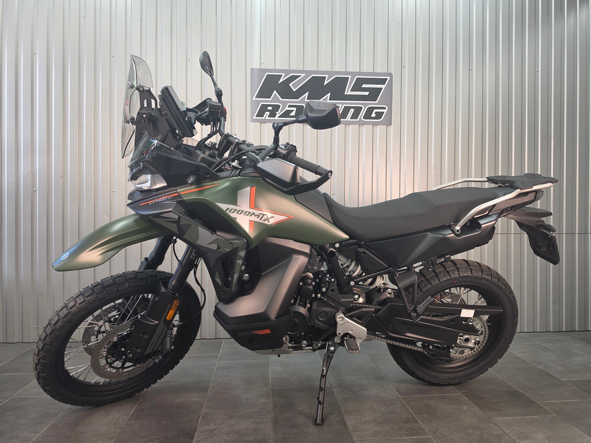 CF MOTO 1000 MT-X-showroom-element-3