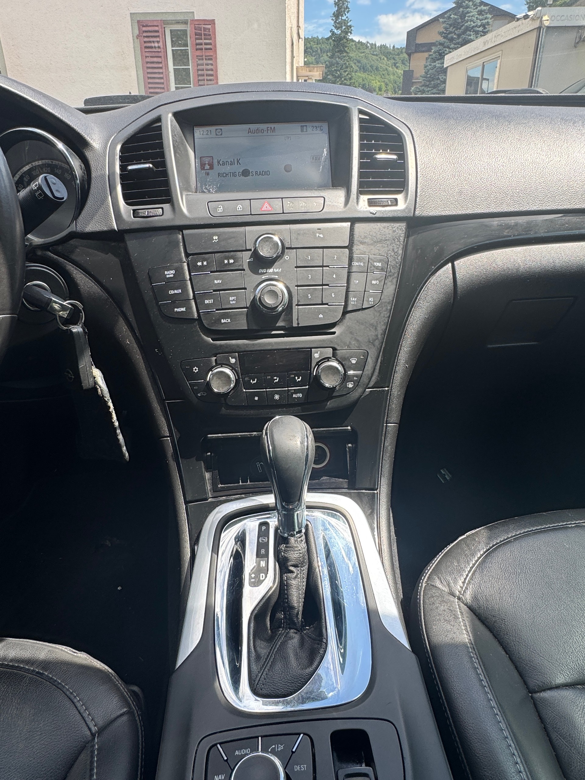 OPEL Insignia Sports Tourer 2.0 CDTI Edition Automatic-image-12