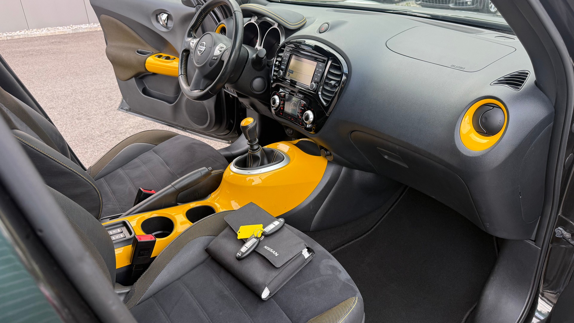 NISSAN Juke 1.2 DIG-T Swiss Edition-image-12
