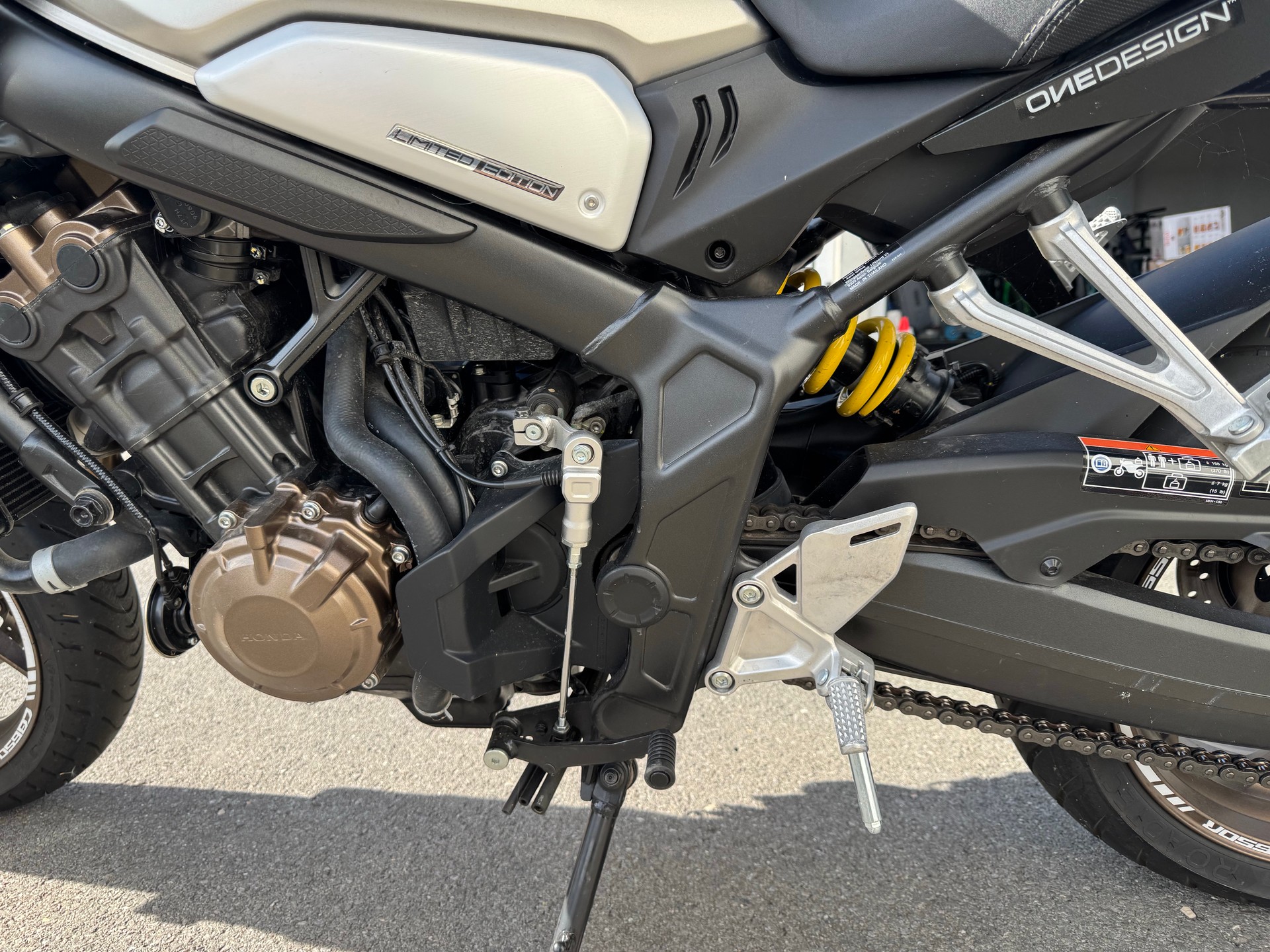 HONDA CB 650 R ABS One Design Edition-image-8