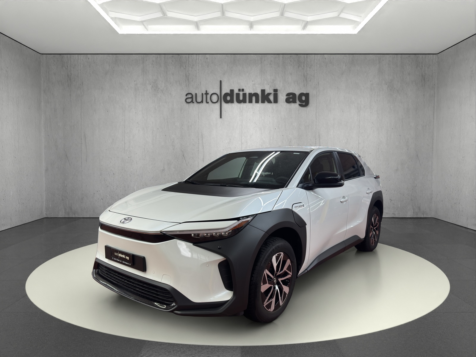 TOYOTA bZ4X Style 71,4 kWh 4WD-image-0