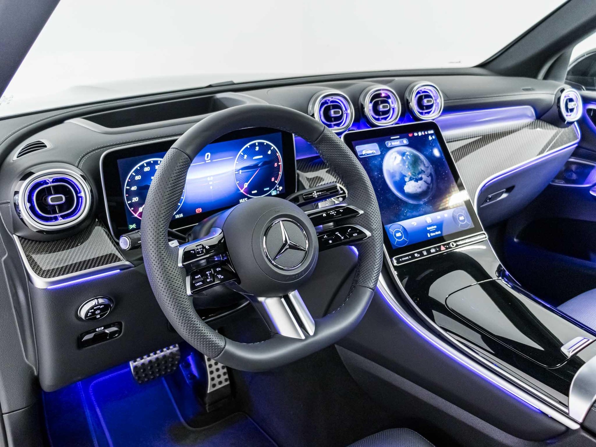 MERCEDES-BENZ GLC 220 d 4MATIC-image-9