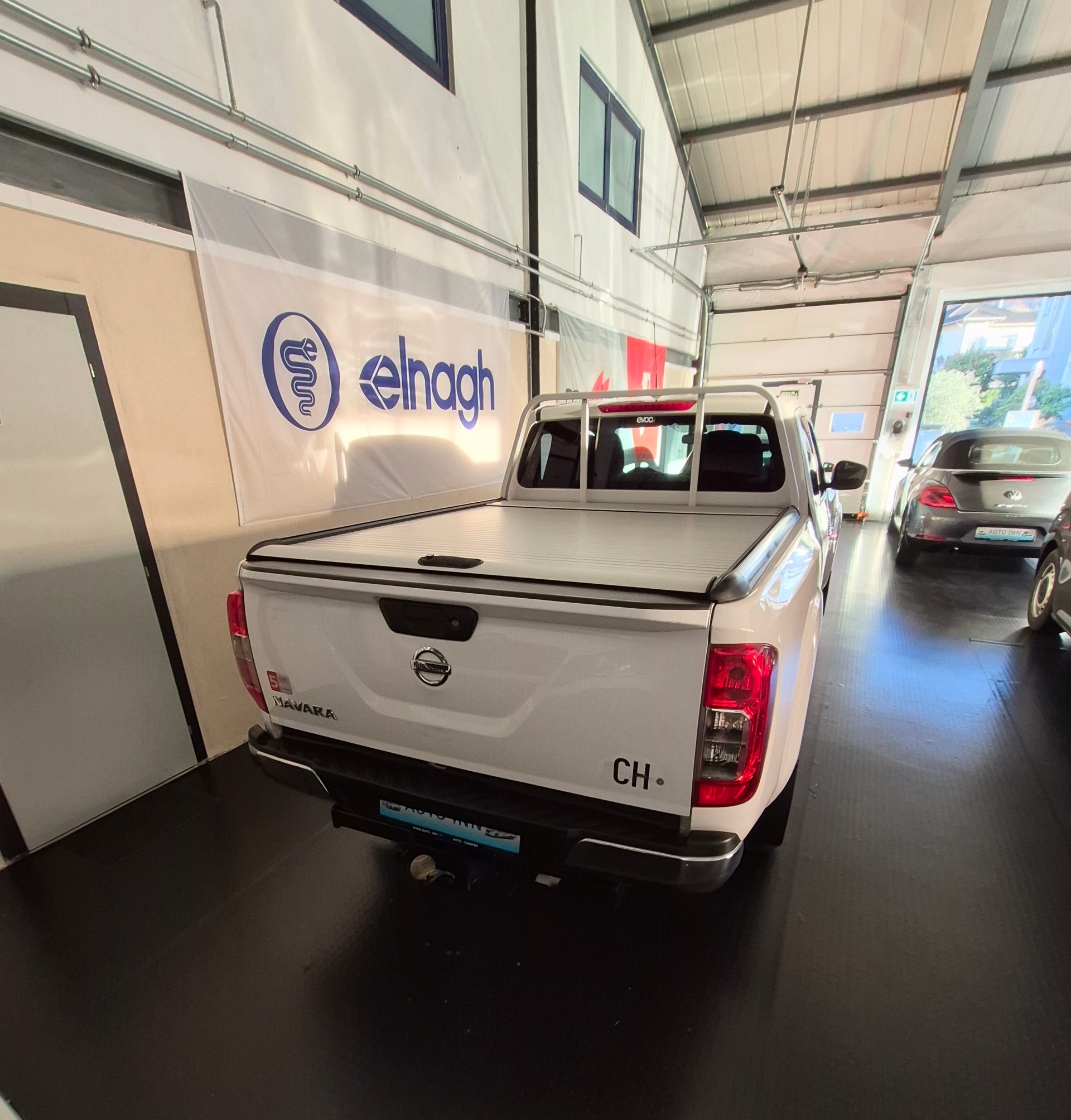 NISSAN Navara King Cab Visia 2.3 dCi 4WD-image-4
