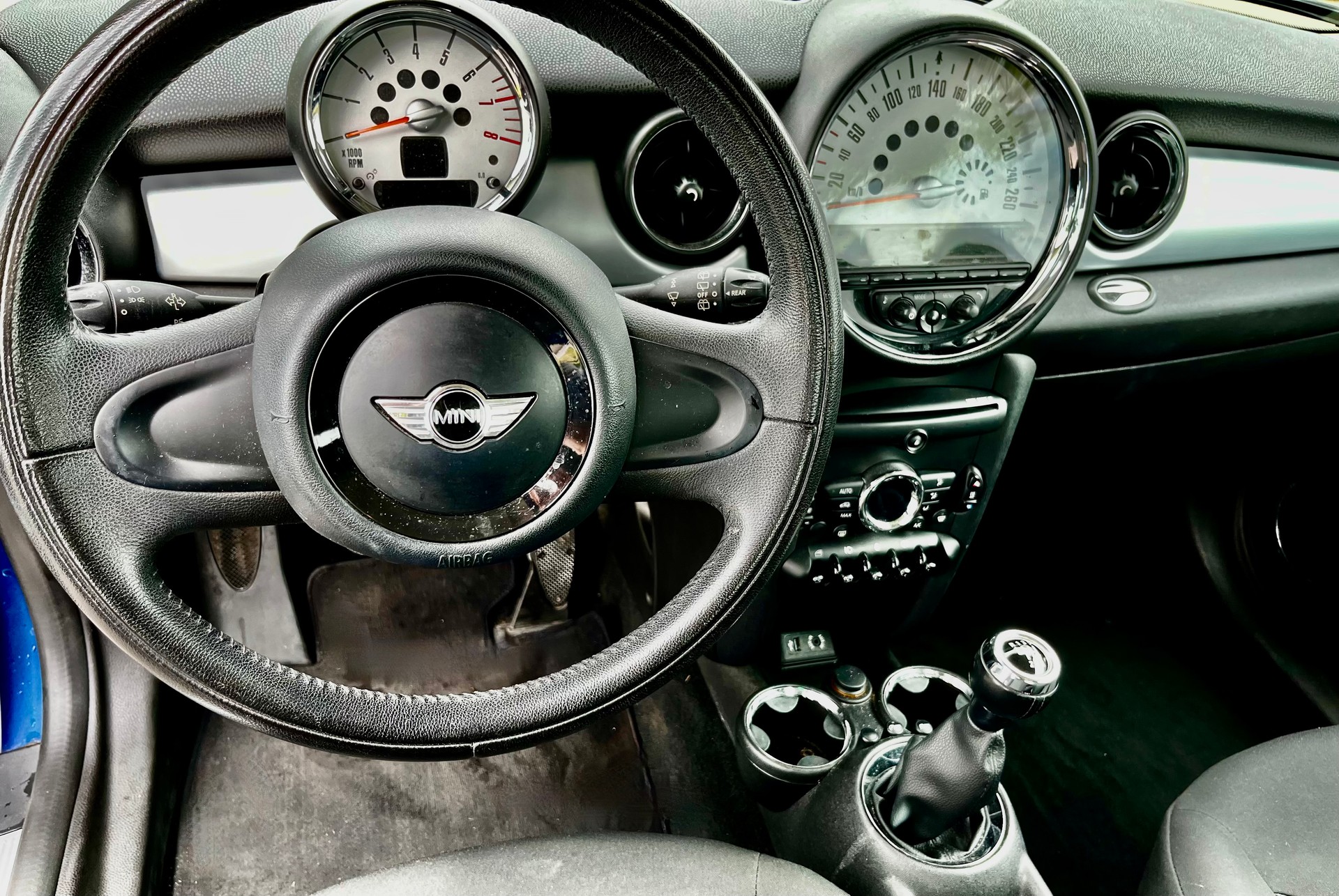 MINI Cooper-image-5