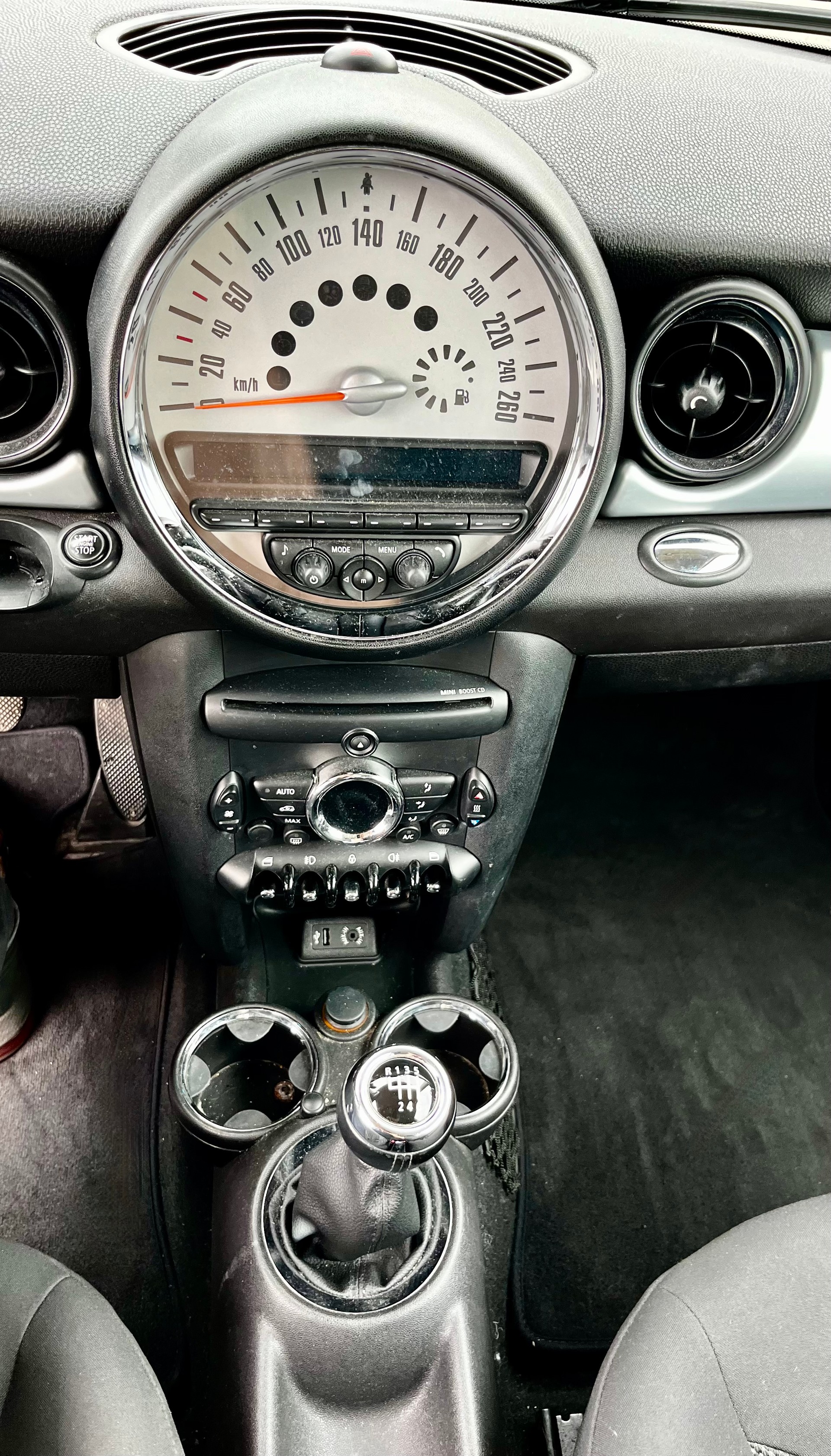 MINI Cooper-image-6