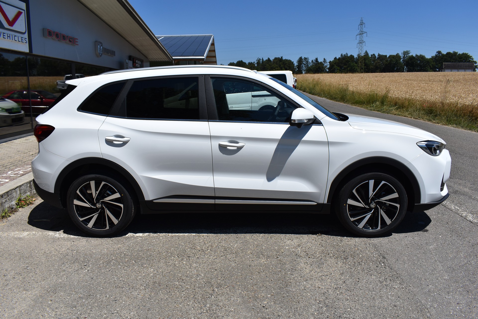 MG ZS 1.5 HEV Luxury-image-4
